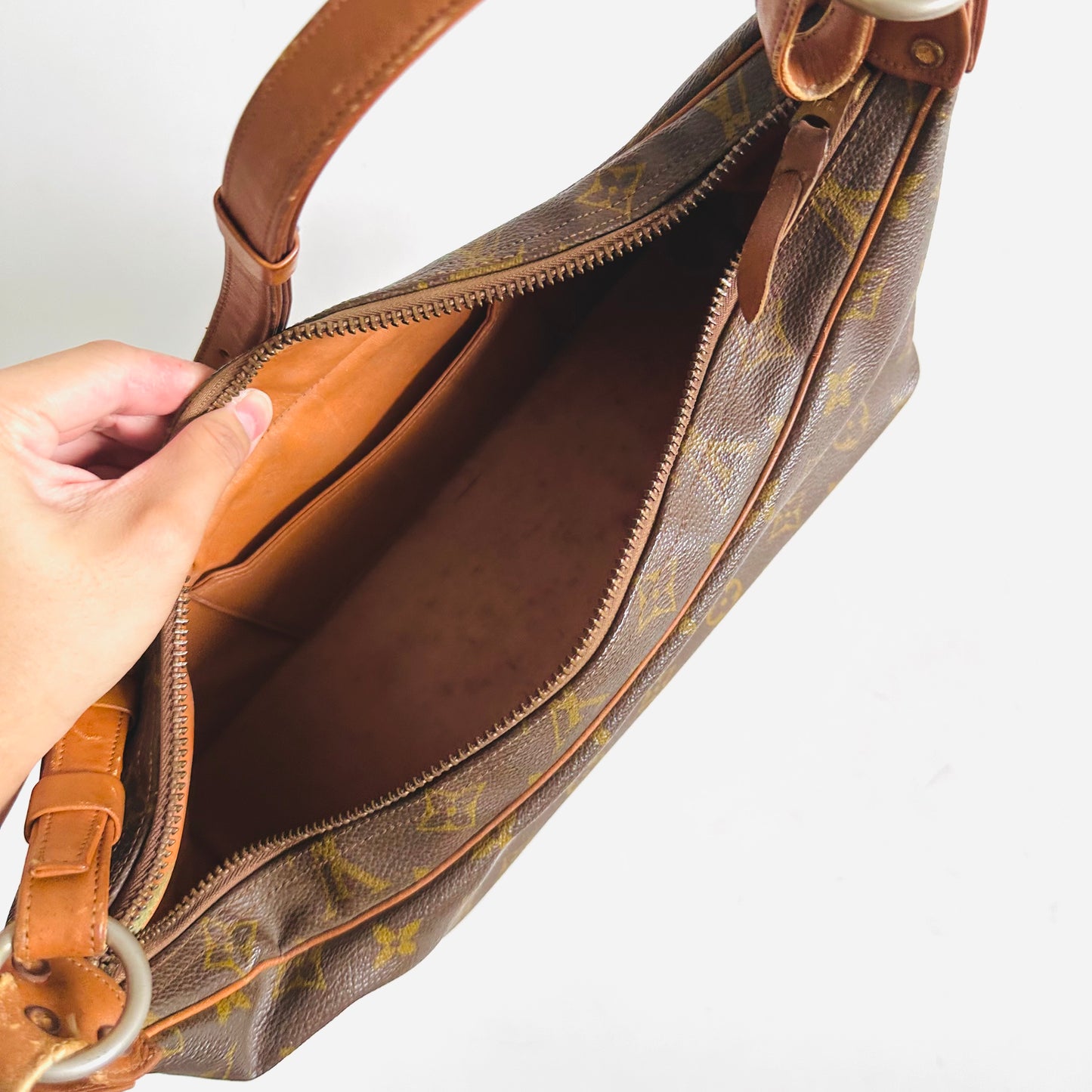 Louis Vuitton LV Boulogne Monogram Logo GHW Baguette Hobo Vintage Shoulder Sling Bag