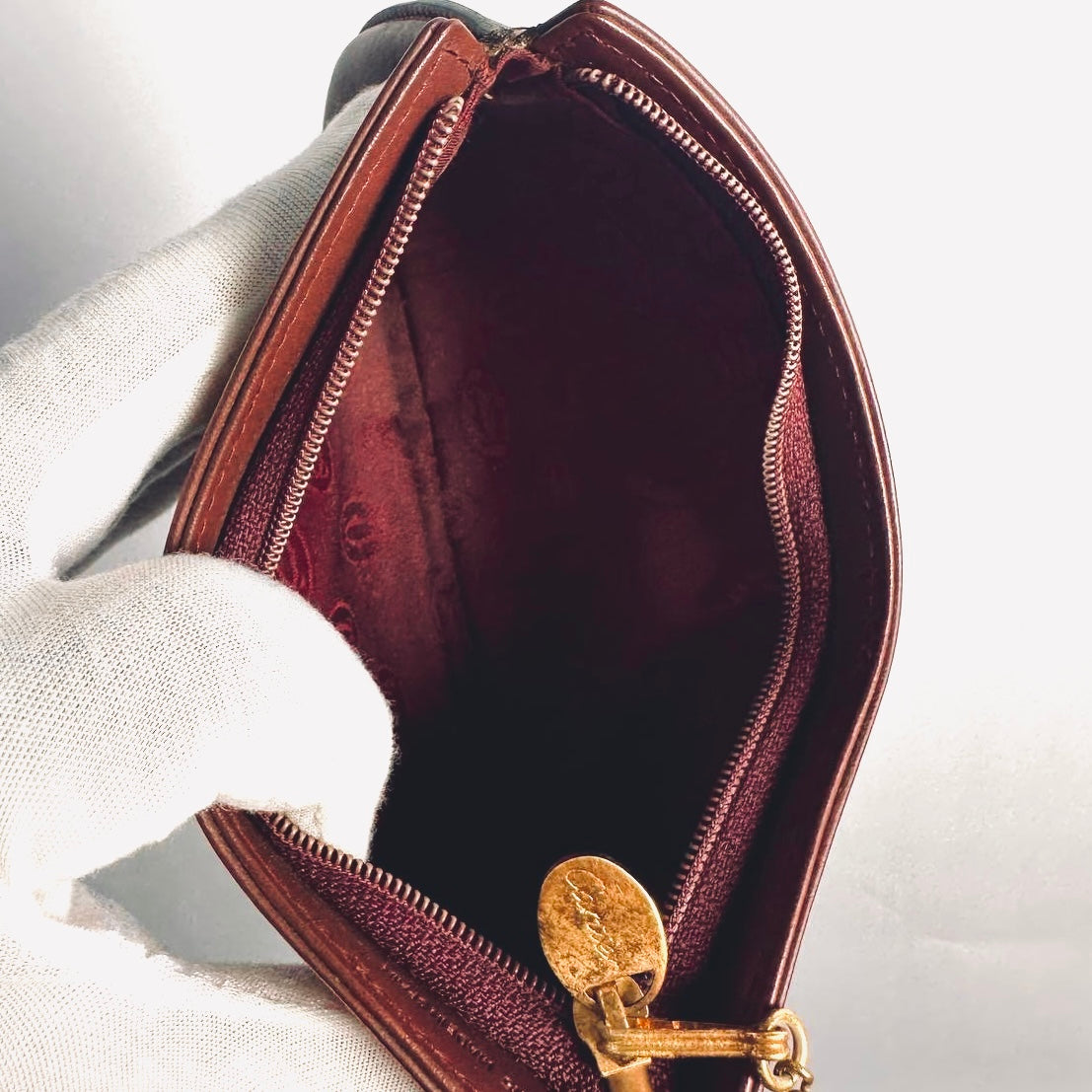 Cartier Must / Mast de Cartier Burgundy Red Maroon GHW Smooth Leather 2-Way Chain Pochette Accessories Wrislet Pouch Clutch Case