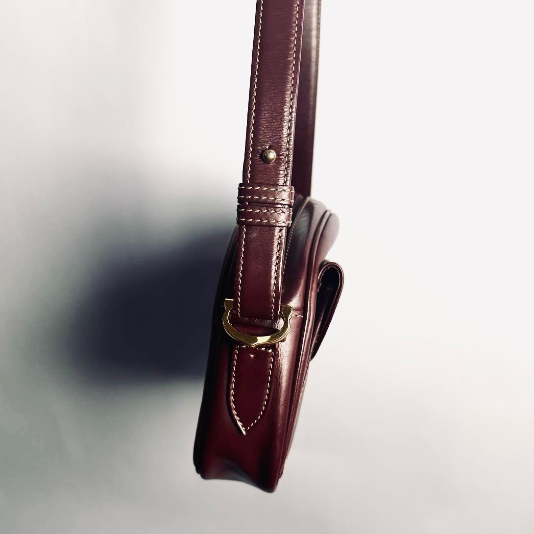 Cartier Must / Mast de Cartier Burgundy Red Maroon GHW Smooth Leather Flap Zip Shoulder Sling Bag