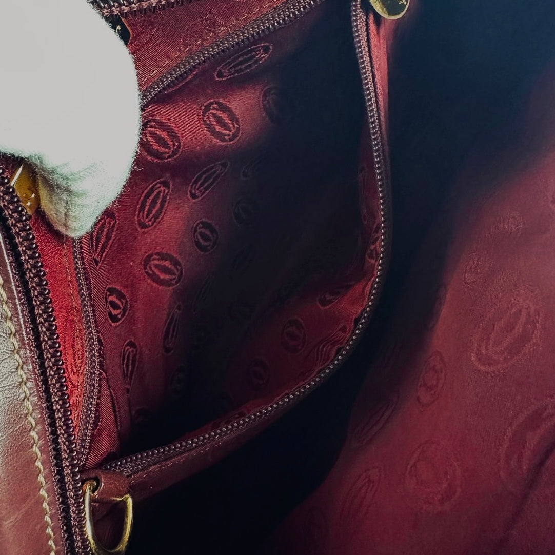 Cartier Must / Mast de Cartier Burgundy Red Maroon GHW Smooth Leather Flap Zip Shoulder Sling Bag