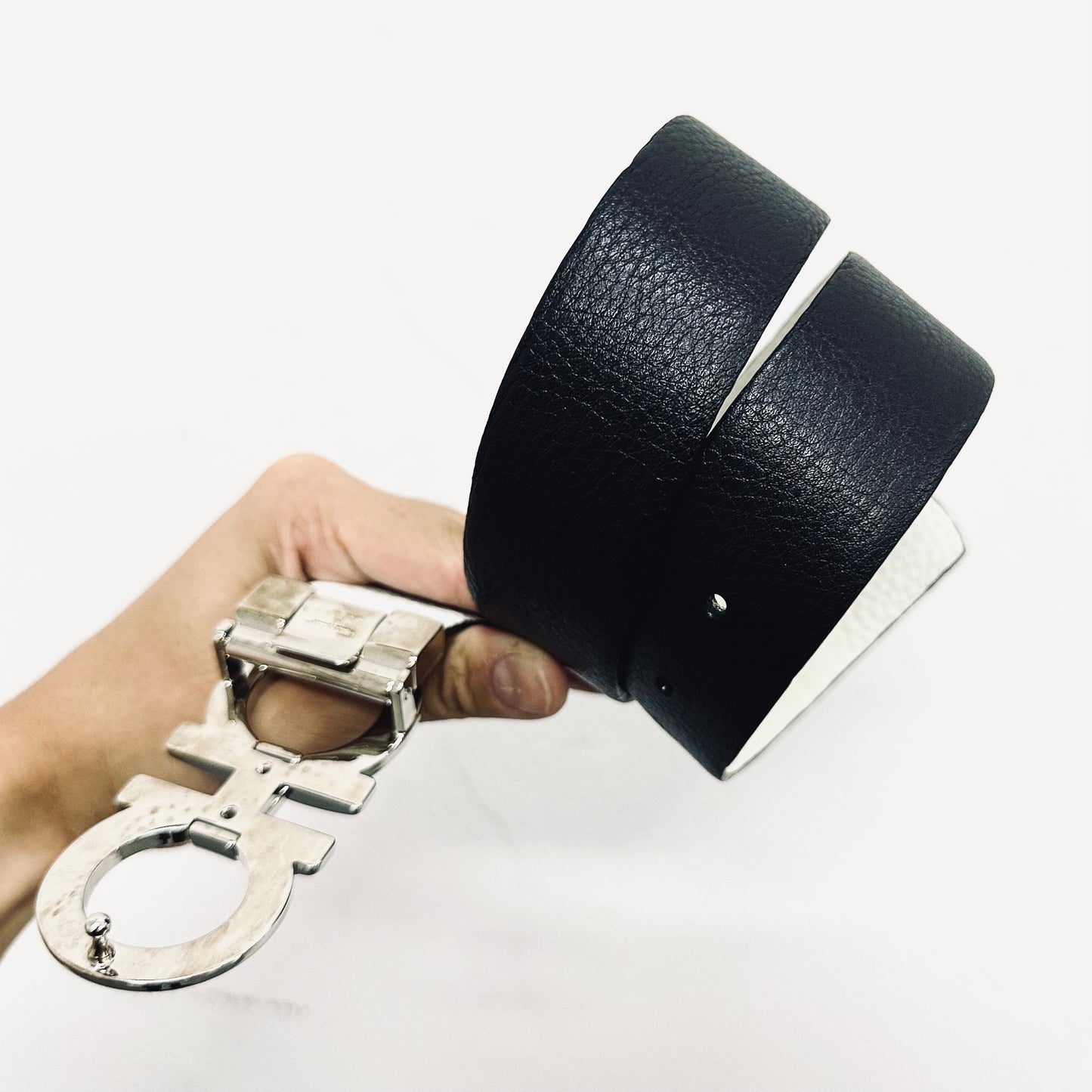 Salvatore Ferragamo Gancini Black Giant Monogram Logo Classic Iconic Belt