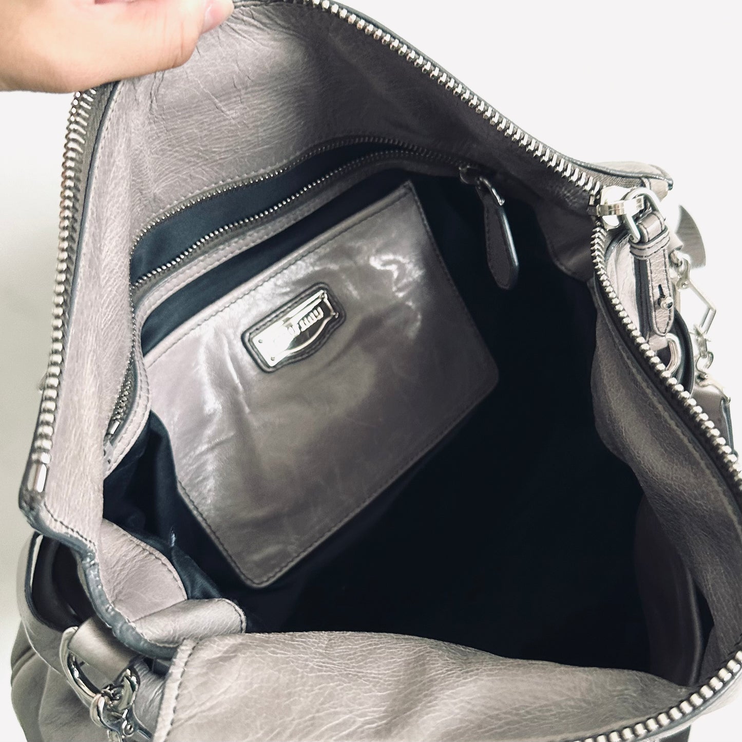 Miu Miu Grey Bow Vitello Lux Classic Logo 2-Way Shopper Shoulder Sling Tote Bag