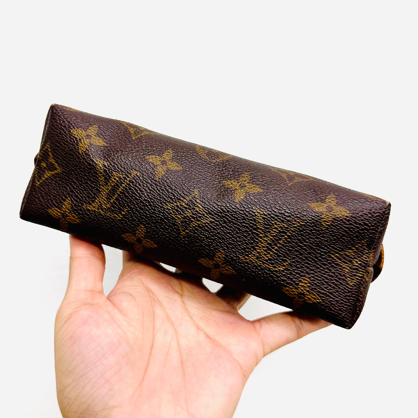 Louis Vuitton LV Monogram Logo GHW Cosmetic Clutch Toiletry Pouch Case