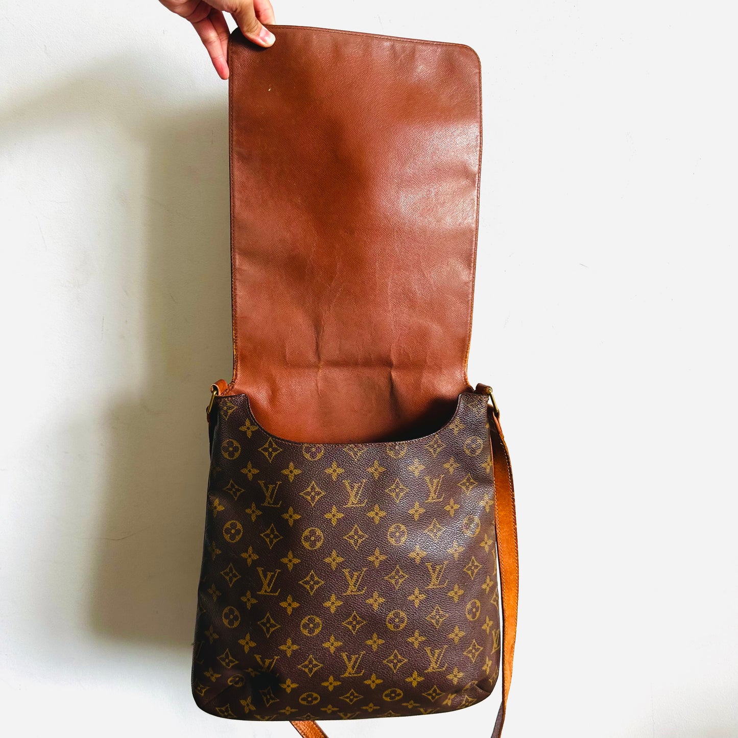 Louis Vuitton LV Musette Salsa Monogram Logo GHW Flap Shoulder Sling Bag