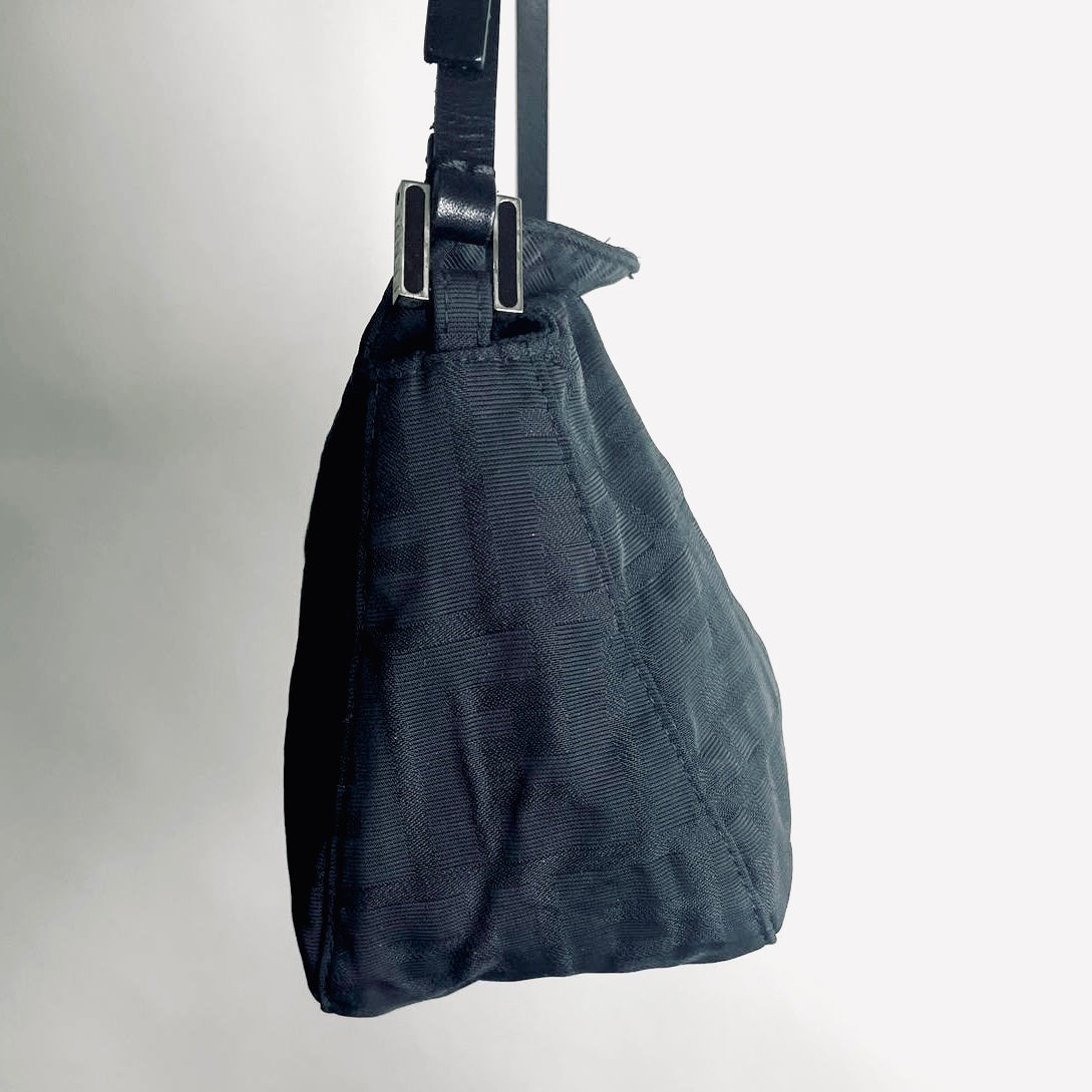 Fendi Zucca Black FF Monogram Logo Baguette Hobo Pochette Shoulder Flap Bag
