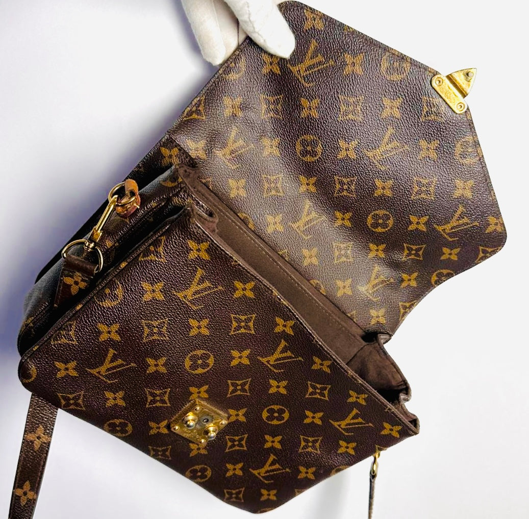 Louis Vuitton LV Pochette Metis Monogram Logo GHW 2-Way Flap Top Handle Shoulder Sling Bag