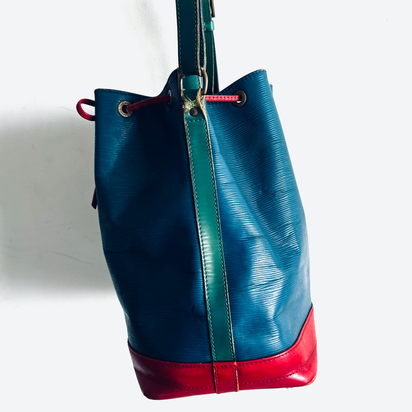 Louis Vuitton LV Red / Blue / Green GHW Epi Leather Petit Noe Bucket Monogram Logo Shoulder Sling Bag