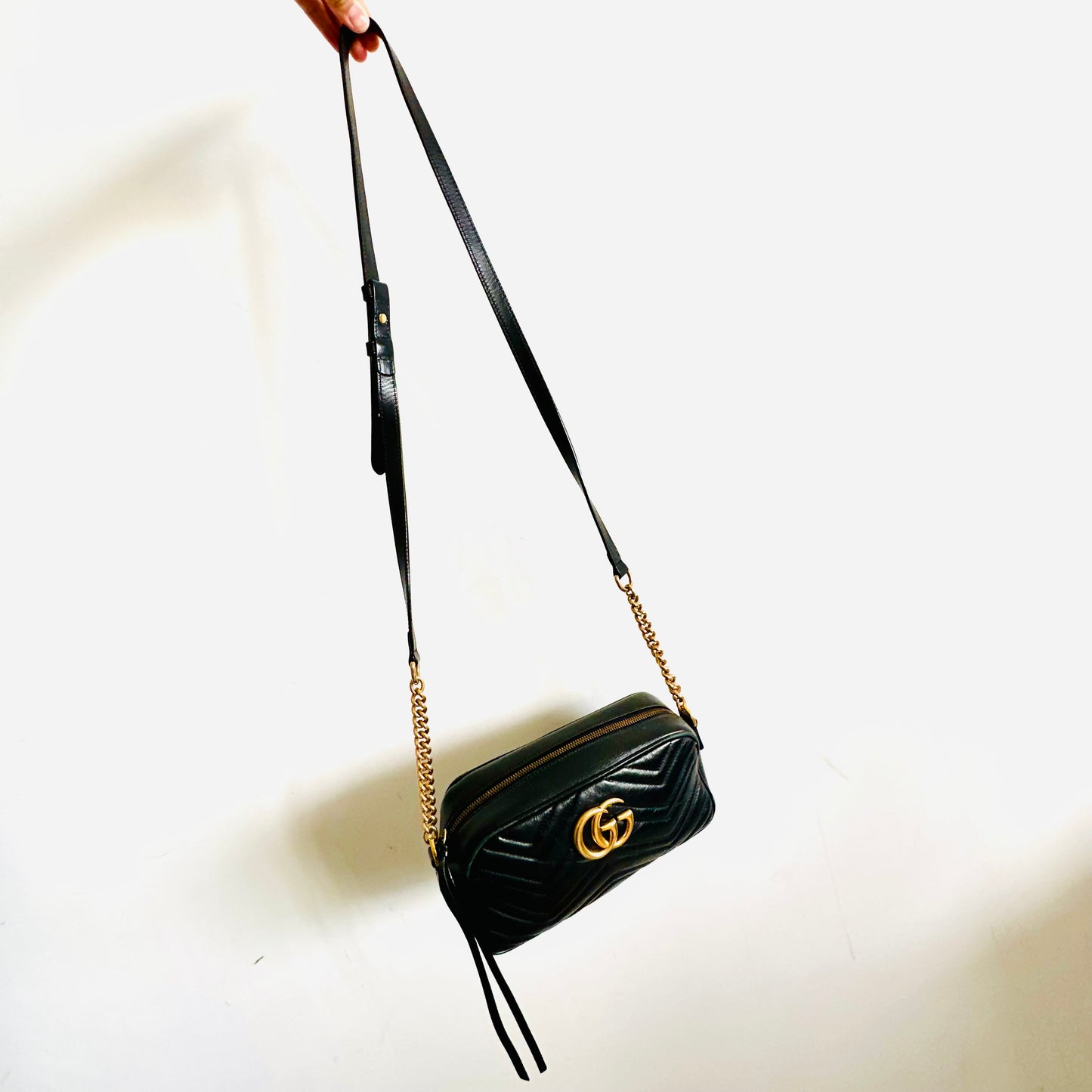 Gucci Marmont GG Monogram Logo Black GHW Leather Small Camera Shoulder Sling Bag