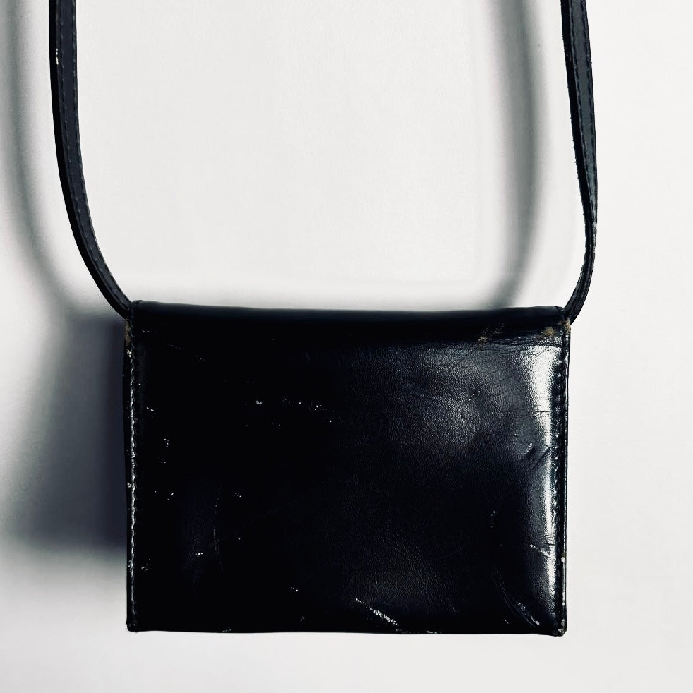 Salvatore Ferragamo Vara Black GHW Smooth Leather Giant Monogram Logo Bow Mini Flap Shoulder Sling Bag