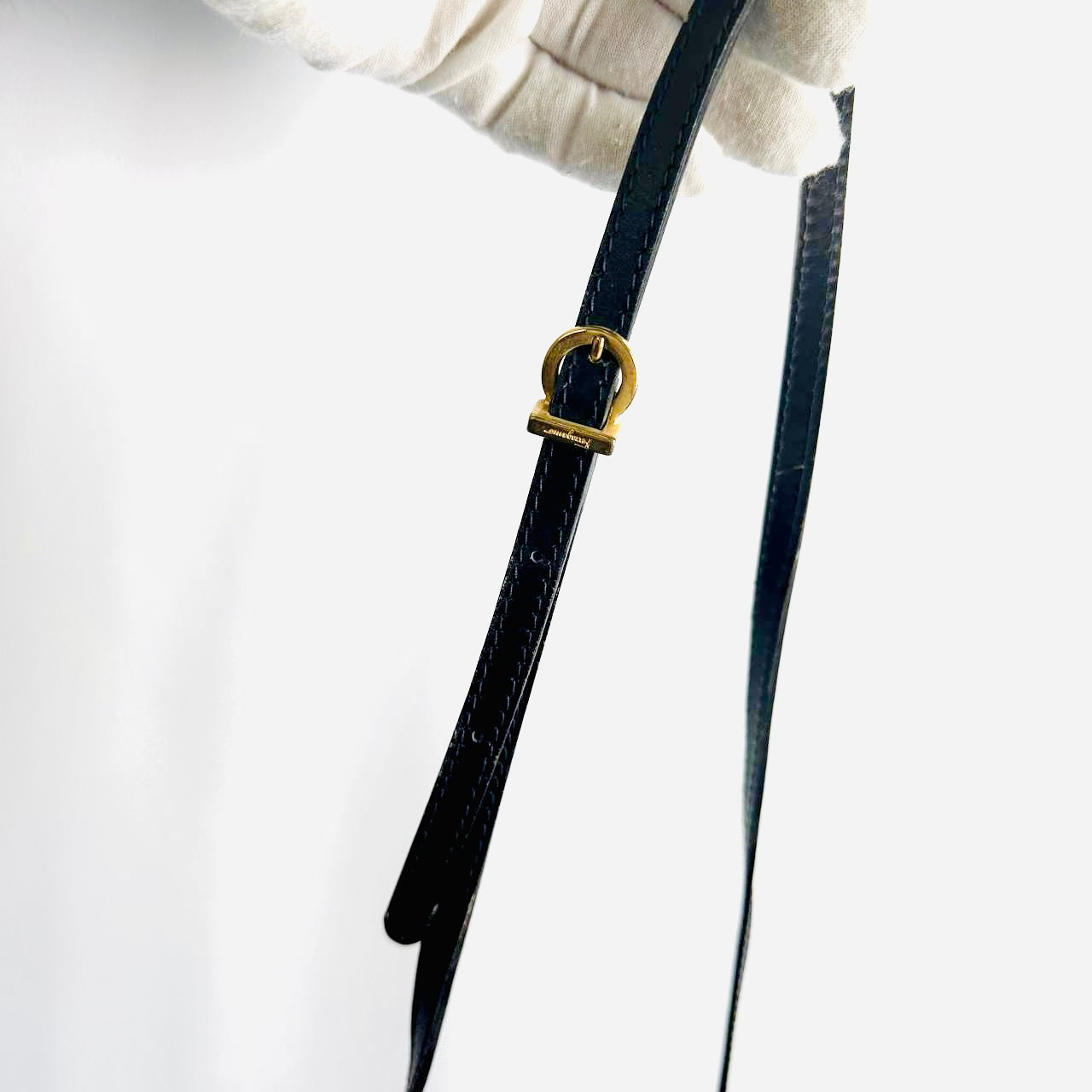 Salvatore Ferragamo Vara Black GHW Smooth Leather Giant Monogram Logo Bow Mini Flap Shoulder Sling Bag