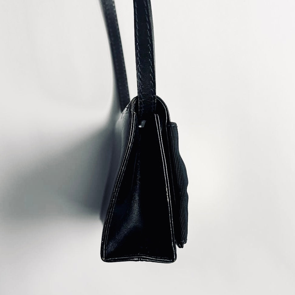 Salvatore Ferragamo Vara Black GHW Smooth Leather Giant Monogram Logo Bow Mini Flap Shoulder Sling Bag