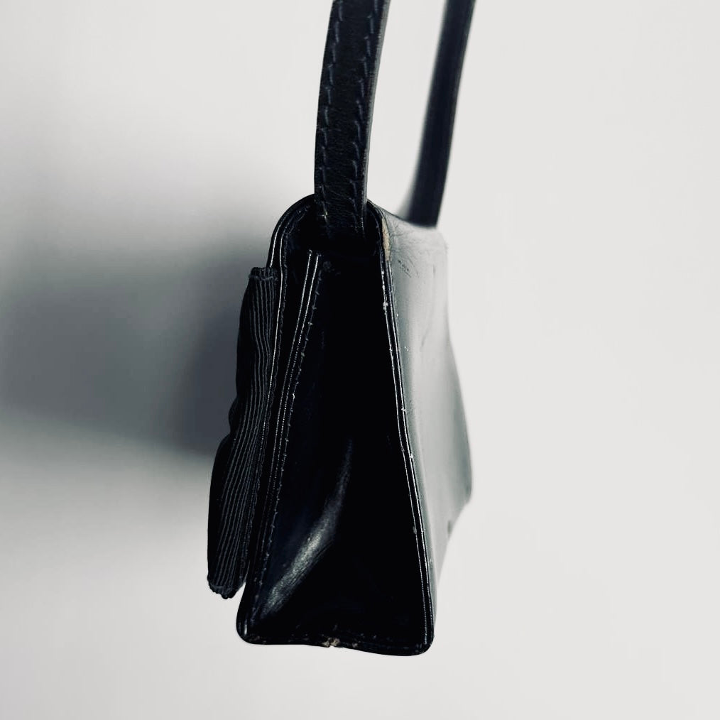 Salvatore Ferragamo Vara Black GHW Smooth Leather Giant Monogram Logo Bow Mini Flap Shoulder Sling Bag