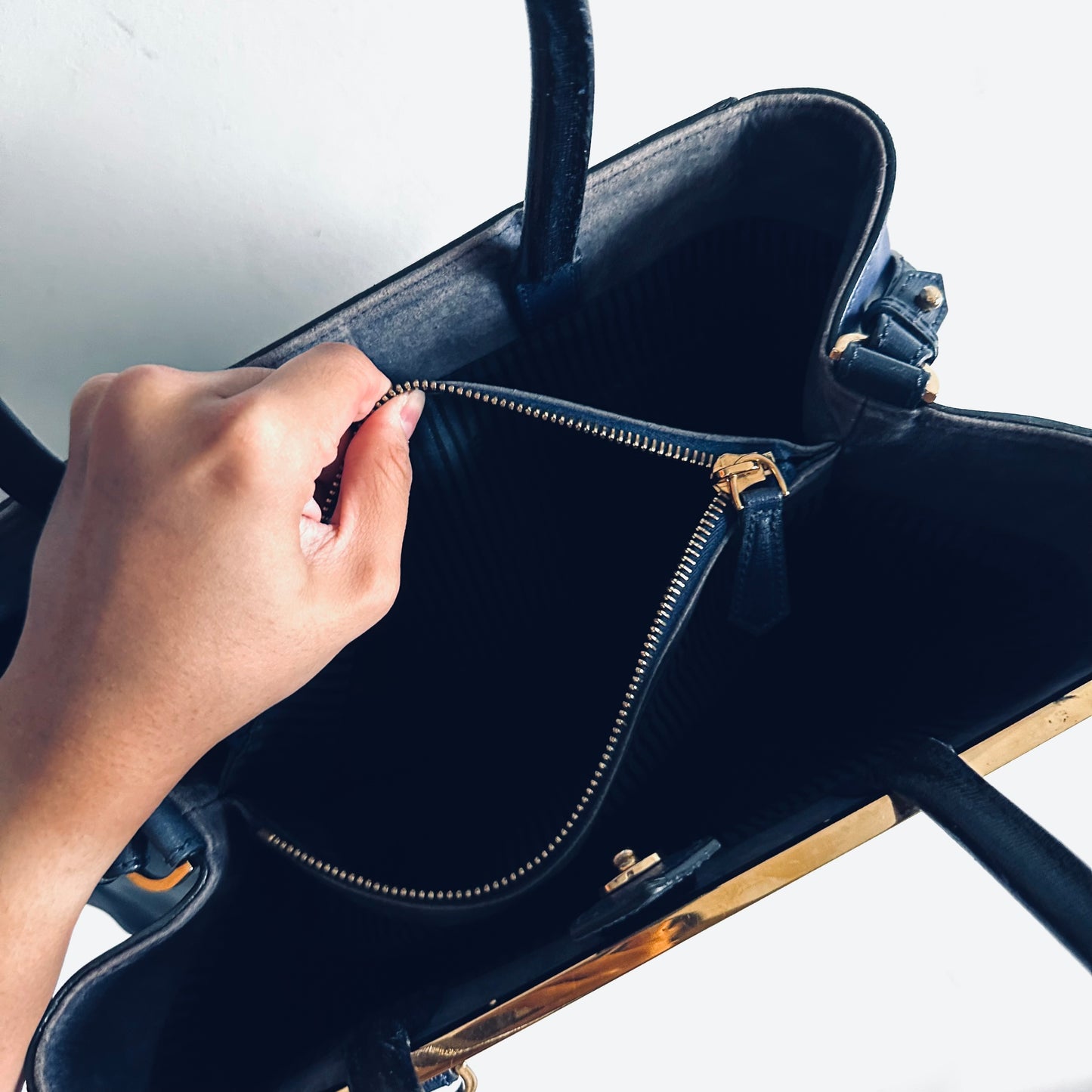 Fendi 2 De Jour 2jours Midnight Navy Blue GHW 2-Way Top Handle Shoulder Sling Tote Bag