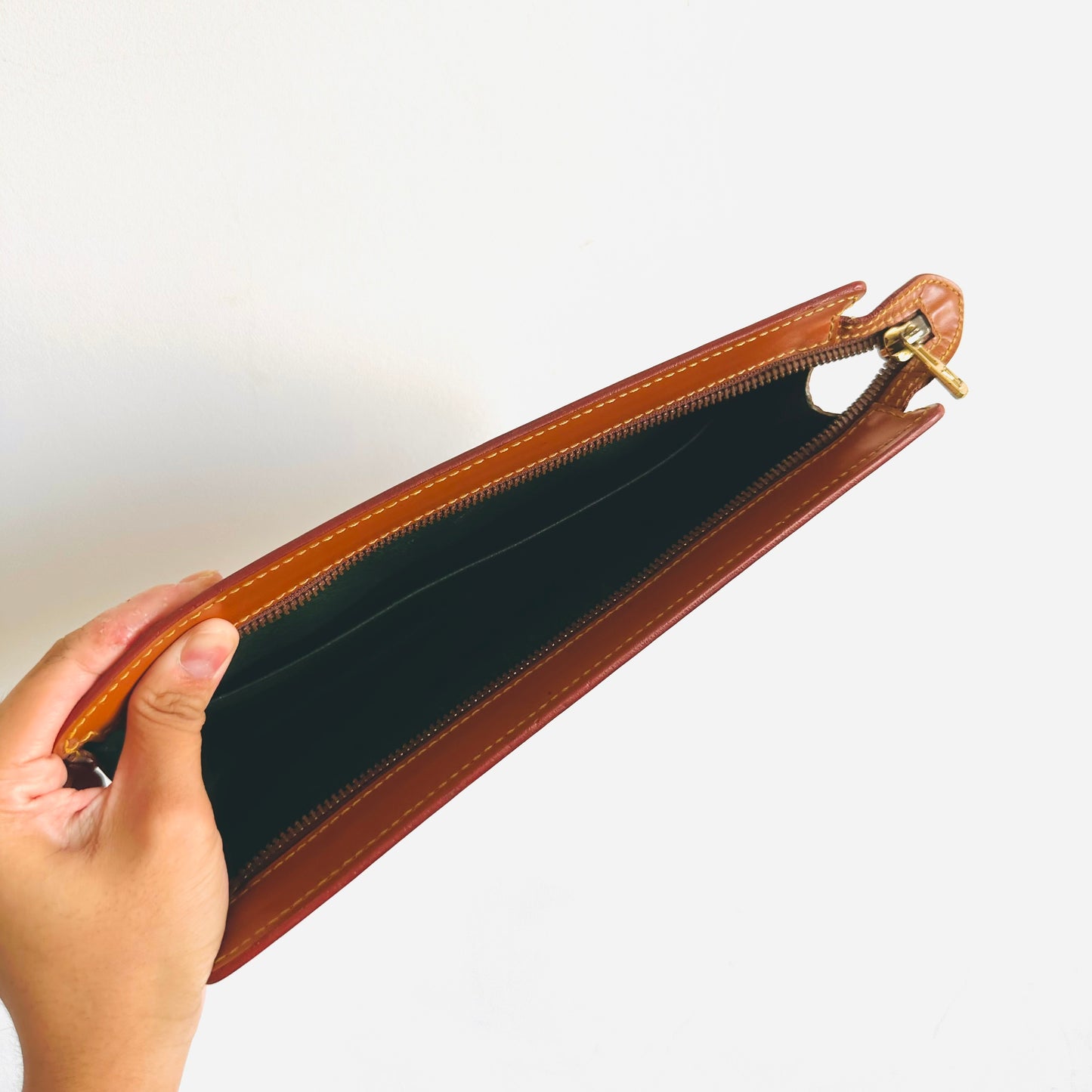 Louis Vuitton LV Caramel Brown Monogram Logo GHW Epi Leather Toiletry 26 Pouch Clutch Case
