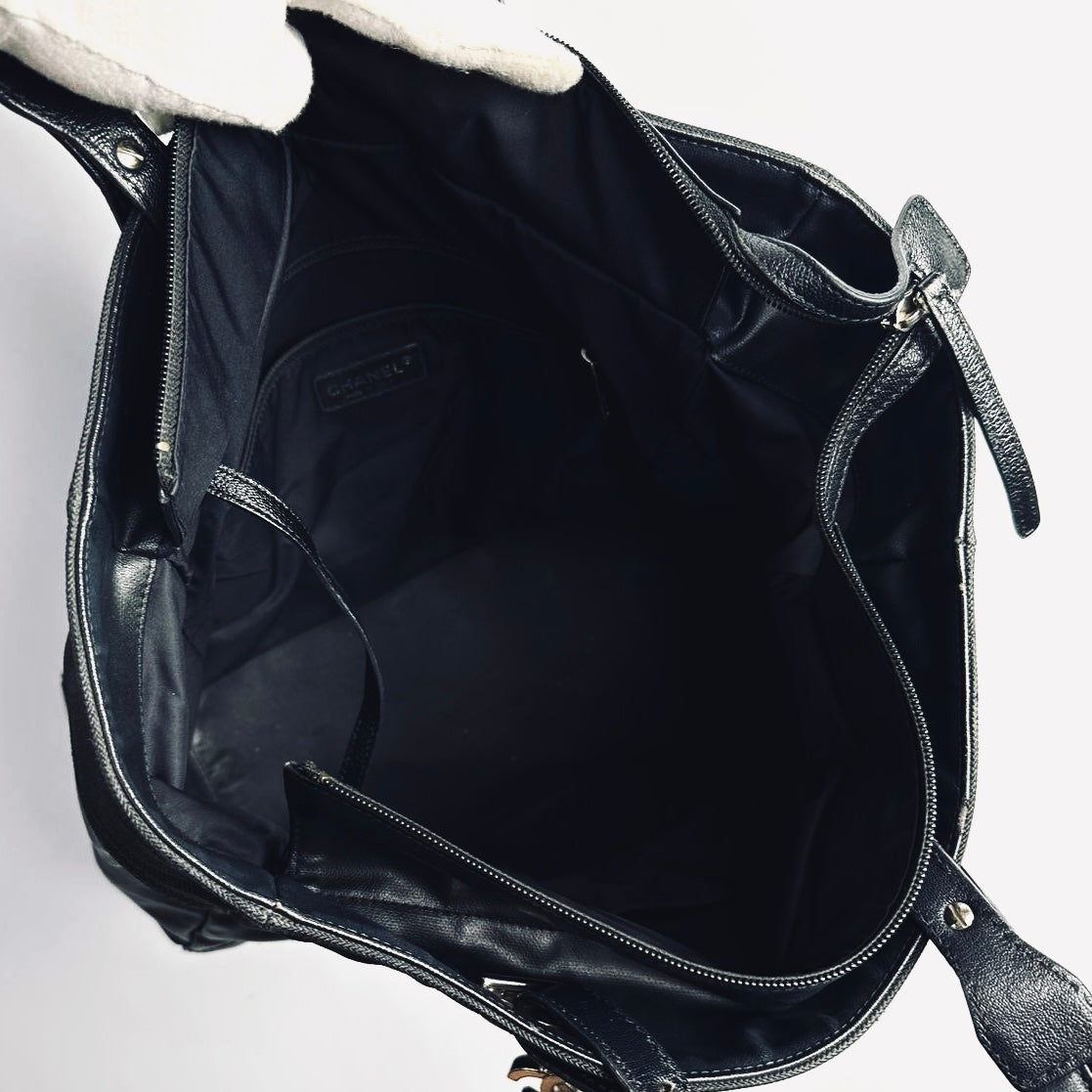 Chanel Black Paris Biarritz CC Monogram Logo Quilted Leather & Jersey Fabric Shopper Shoulder Tote Bag 13s