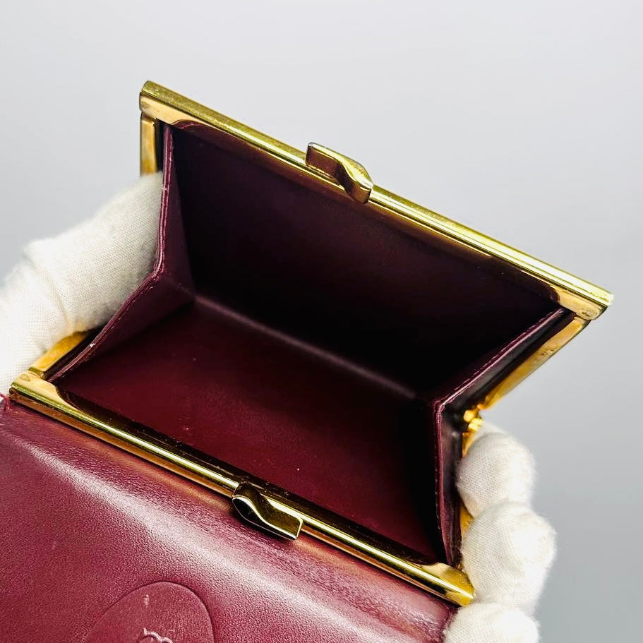 Cartier Must / Mast de Cartier Maroon Burgundy GHW Smooth Leather Flap Trifold Compact Wallet