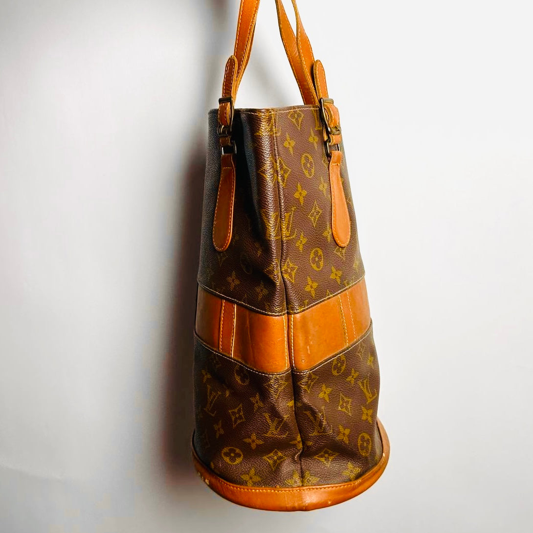 Louis Vuitton LV French Company Bucket Marais Monogram Logo Vintage Shoulder Tote Bag