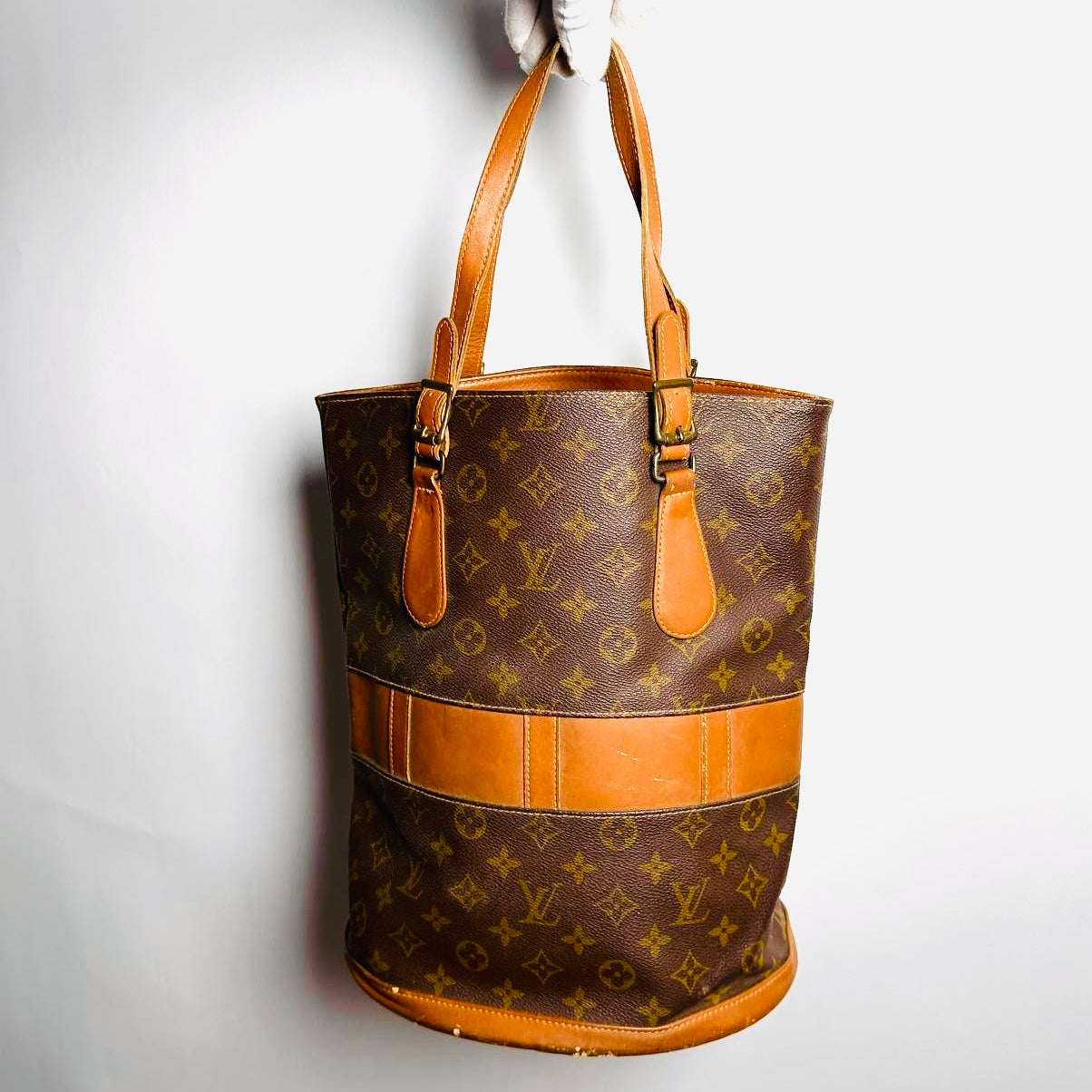 Louis Vuitton LV French Company Bucket Marais Monogram Logo Vintage Shoulder Tote Bag