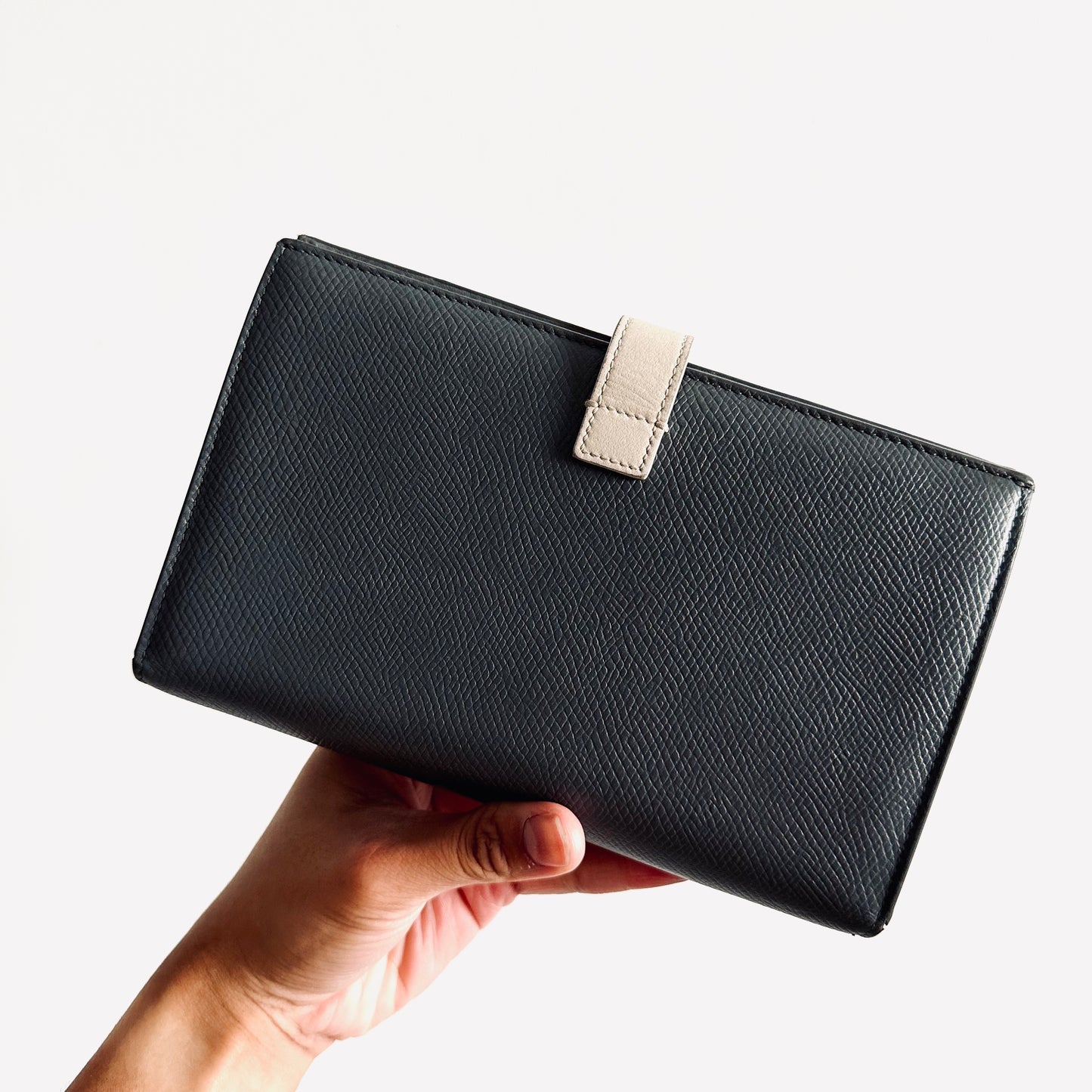 Celine Pebble Grey GHW Large Grained Calfskin Leather Logo Strap Bifold Wallet