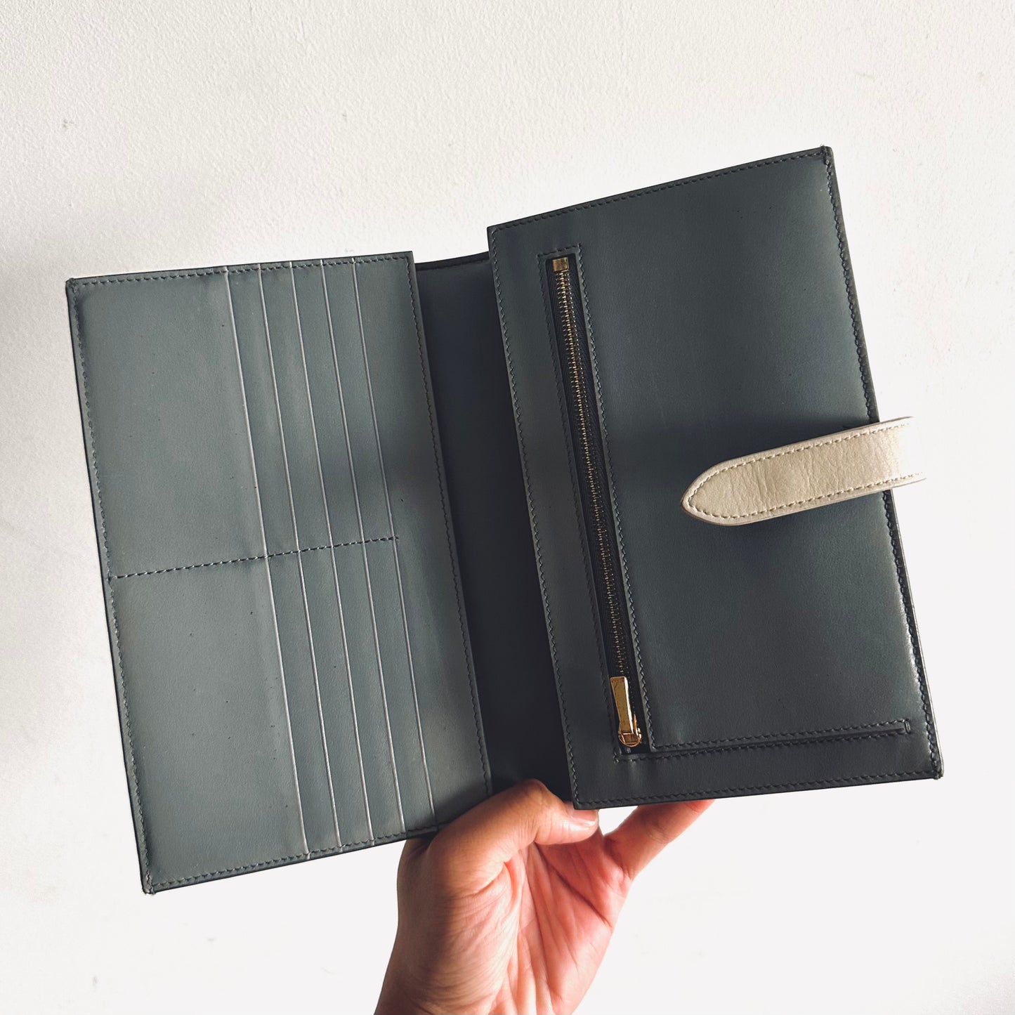 Celine Pebble Grey GHW Large Grained Calfskin Leather Logo Strap Bifold Wallet