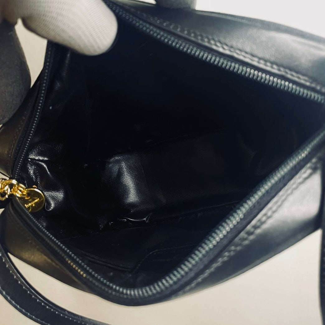 Salvatore Ferragamo Black GHW Vara Bow Camera Smooth Leather Shoulder Sling Bag