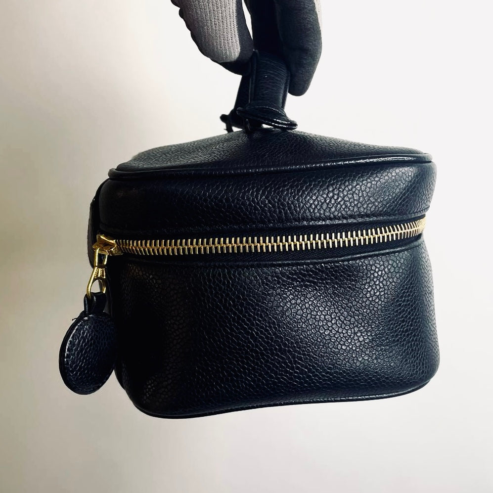 Chanel Black GHW Giant CC Logo Caviar Wide Horizontal Vanity Case Vintage Top Handle Bag 3s