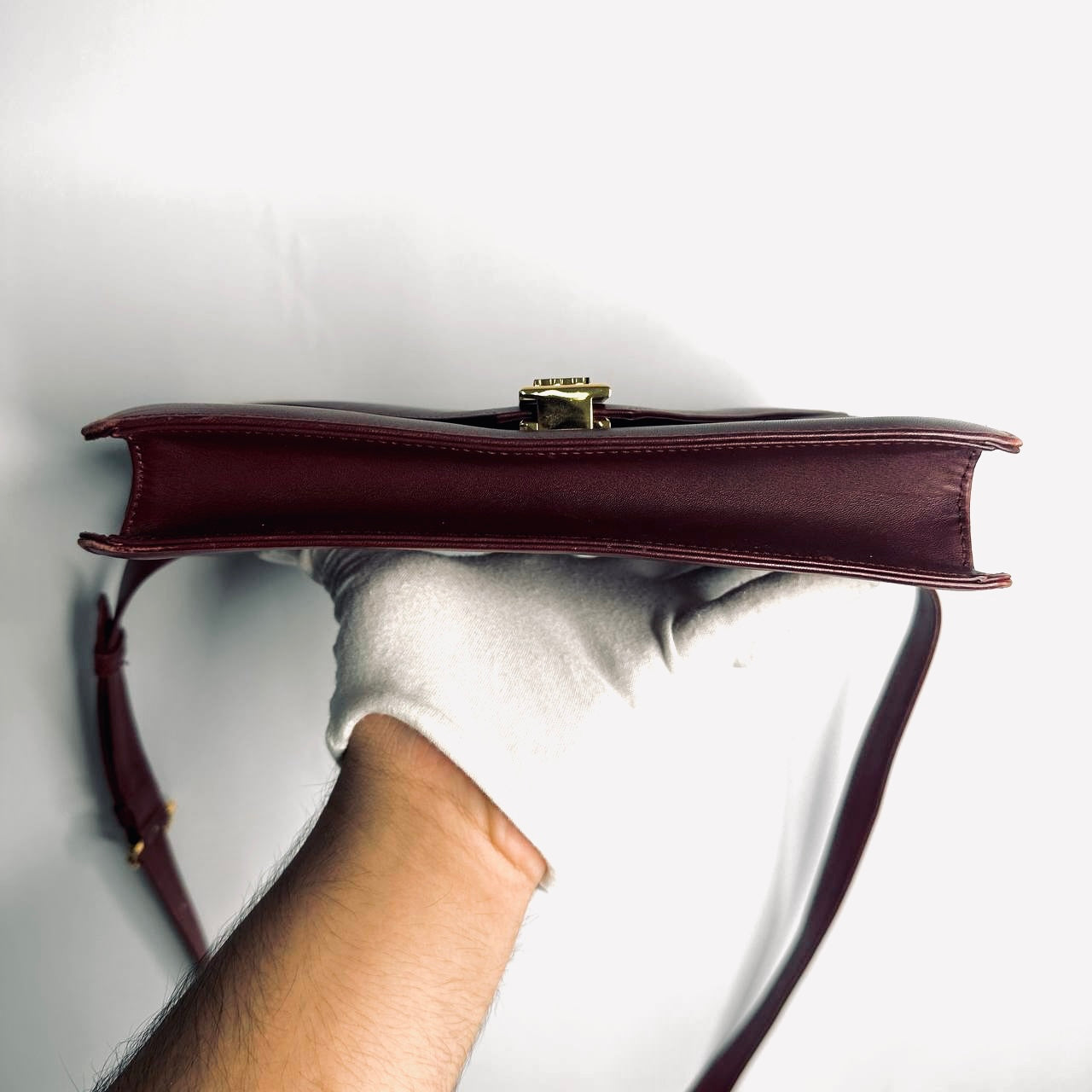 Cartier Must / Mast de Cartier Maroon Burgundy GHW Smooth Leather Flap Shoulder Sling Bag