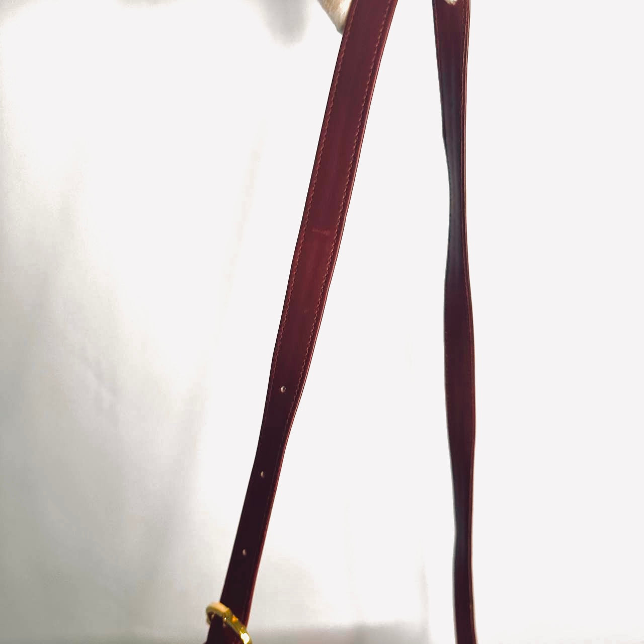 Cartier Must / Mast de Cartier Maroon Burgundy GHW Smooth Leather Flap Shoulder Sling Bag