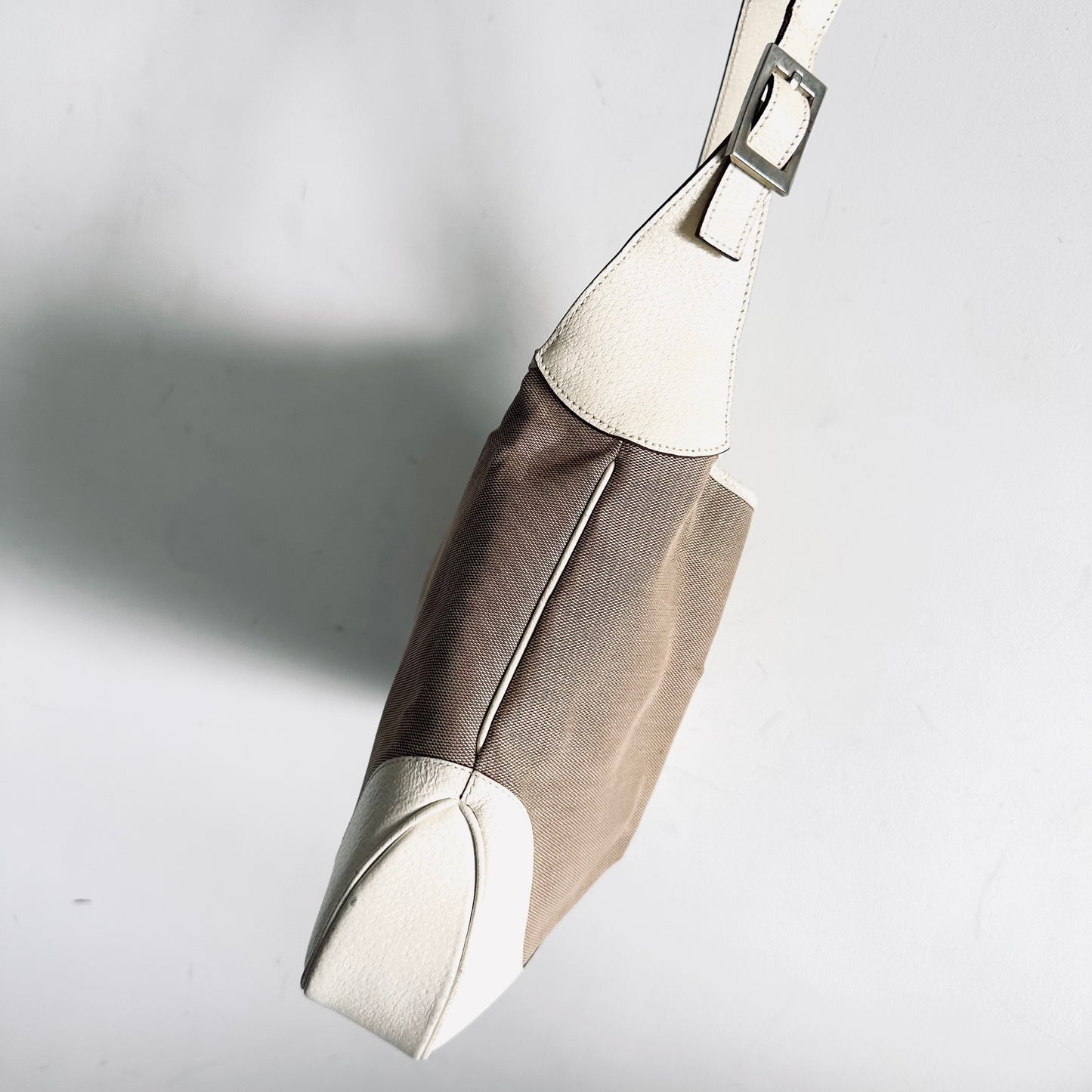 Gucci Jackie Grey / White Monogram Logo Baguette Hobo Vintage Shoulder Bag