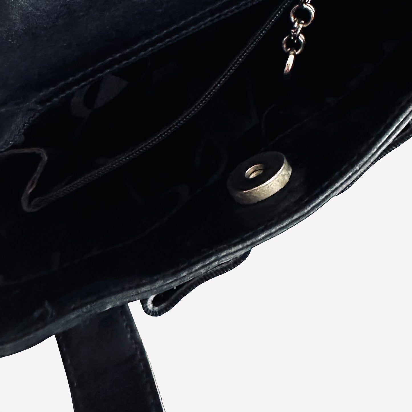 Salvatore Ferragamo Vara Bow Black Monogram Logo Smooth Leather Bucket Top Handle Bag