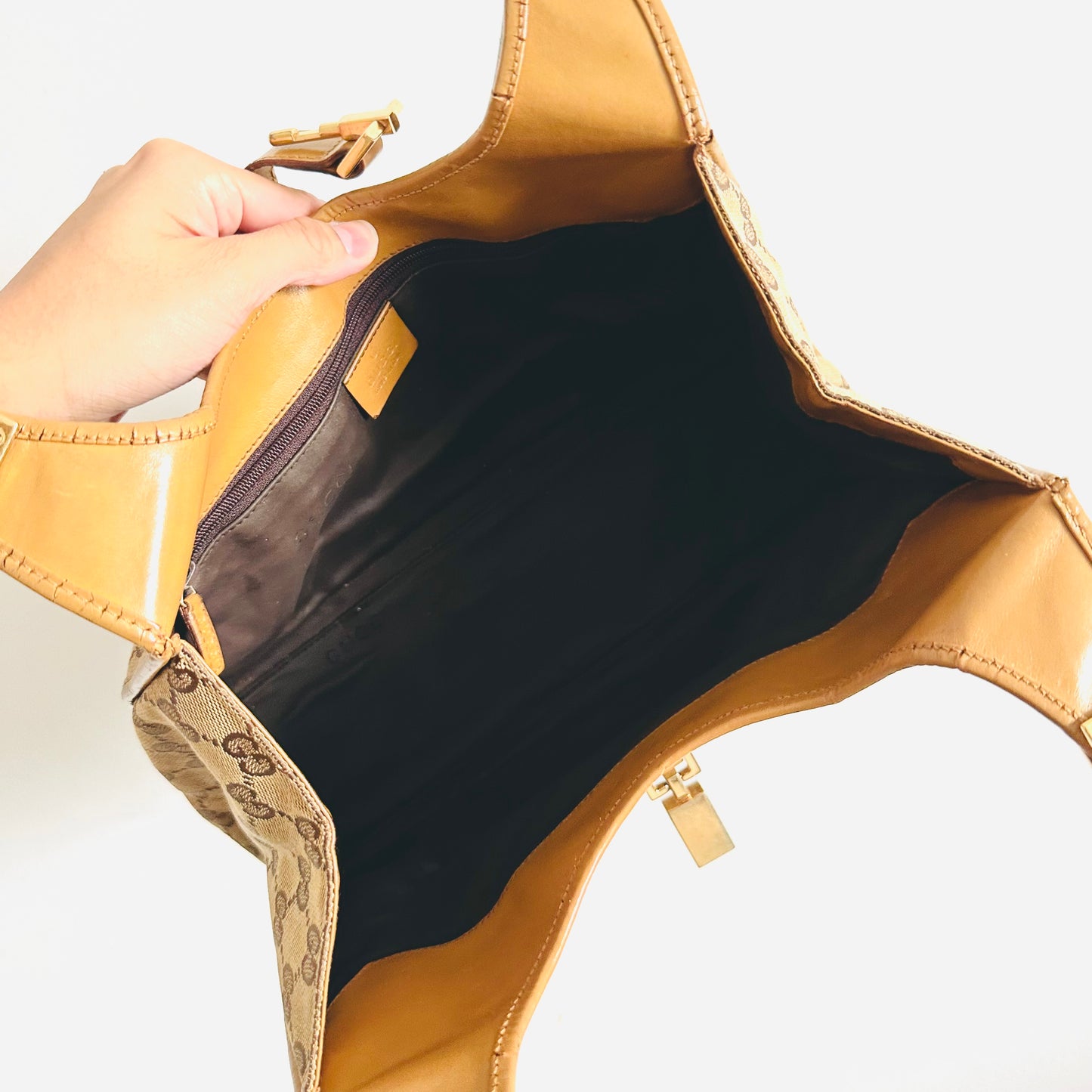 Gucci Beige / Caramel Brown GHW Jackie GG Monogram Logo Baguette Hobo Shoulder Bag
