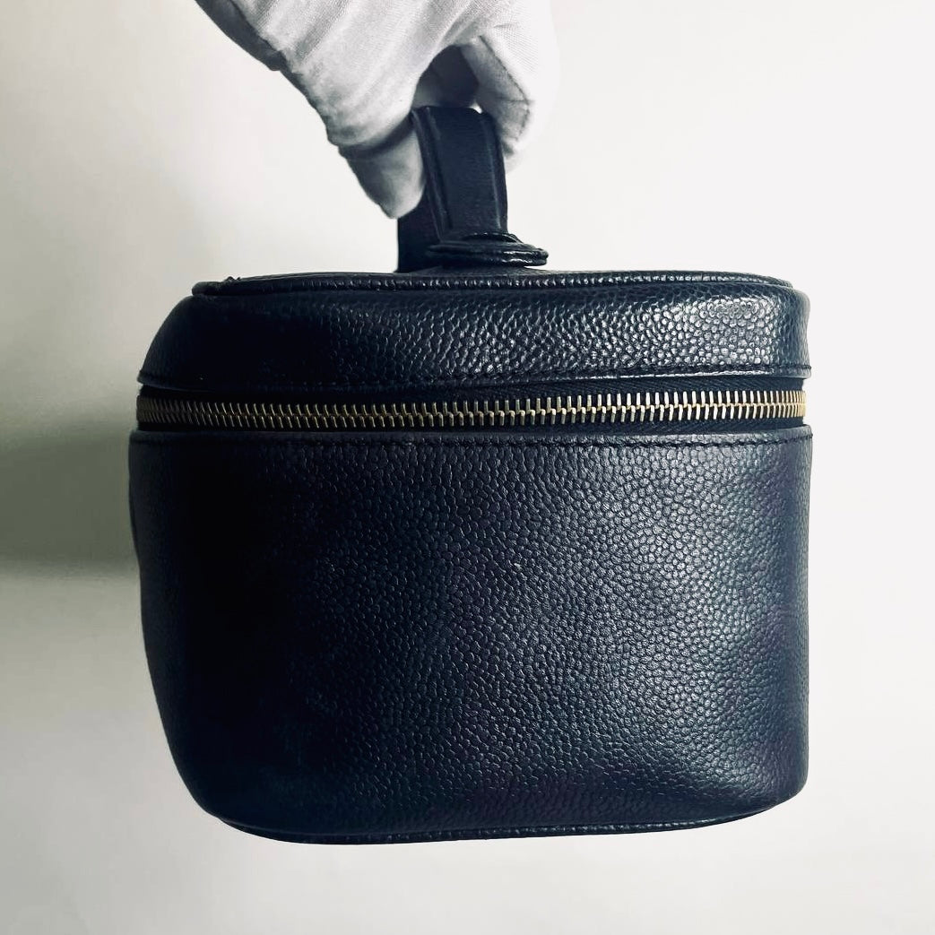 Chanel Black GHW Caviar Giant CC Logo Wide Horizontal Vanity Case Vintage Top Handle Bag 4s