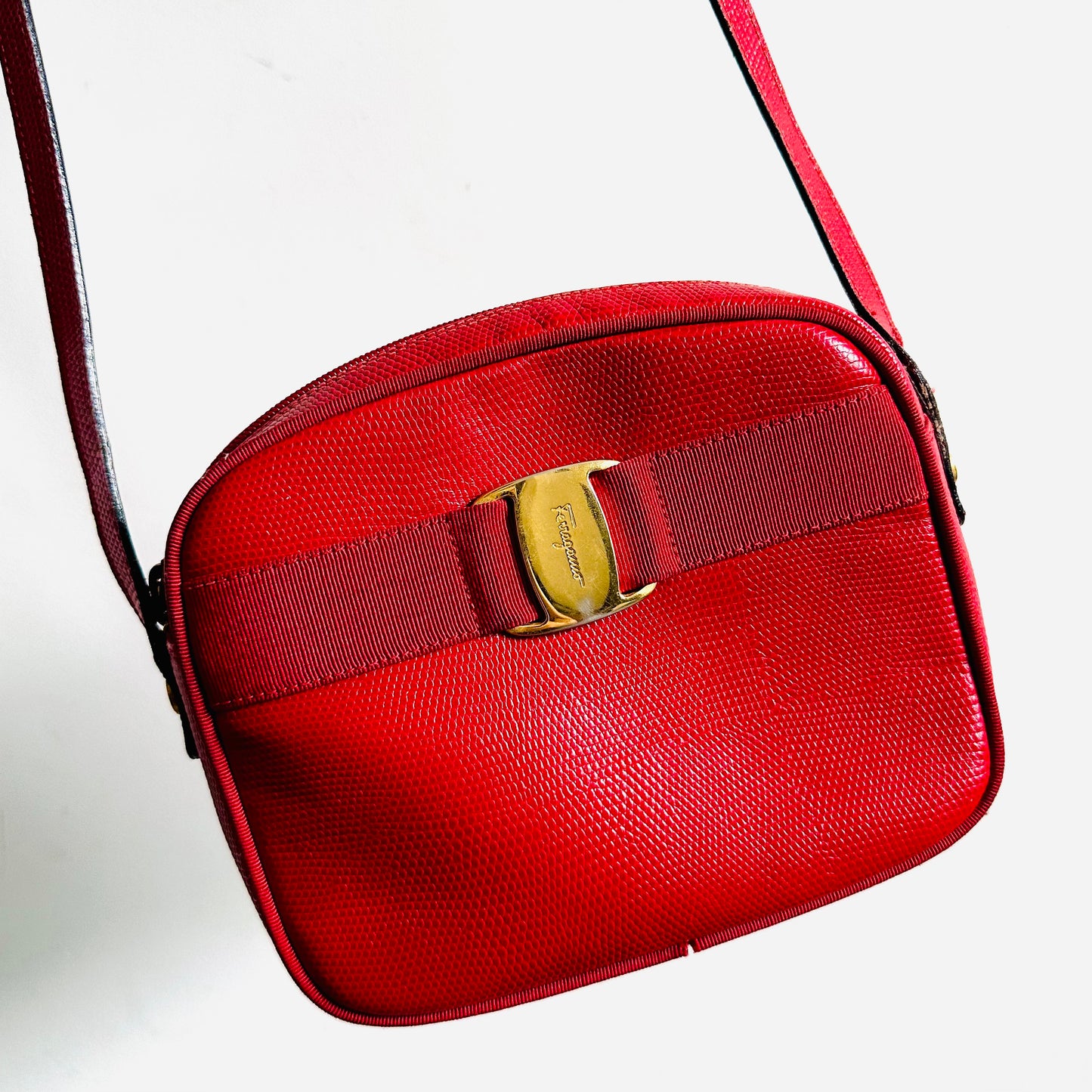 Salvatore Ferragamo Vara Bow Cherry Red GHW Camera Embossed Leather Shoulder Sling Bag