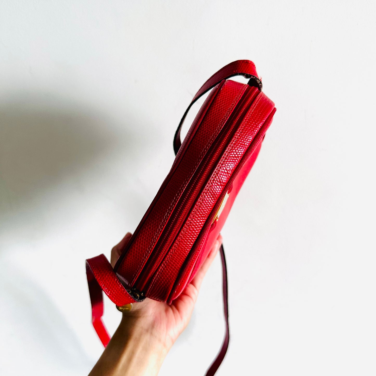 Salvatore Ferragamo Vara Bow Cherry Red GHW Camera Embossed Leather Shoulder Sling Bag