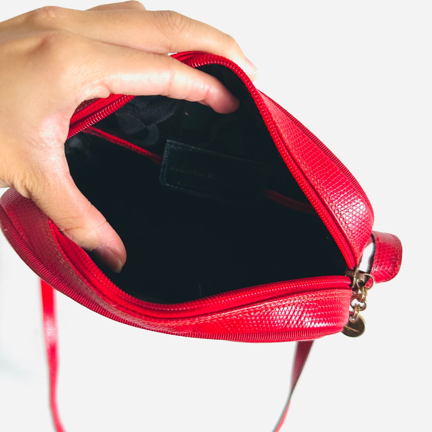 Salvatore Ferragamo Vara Bow Cherry Red GHW Camera Embossed Leather Shoulder Sling Bag