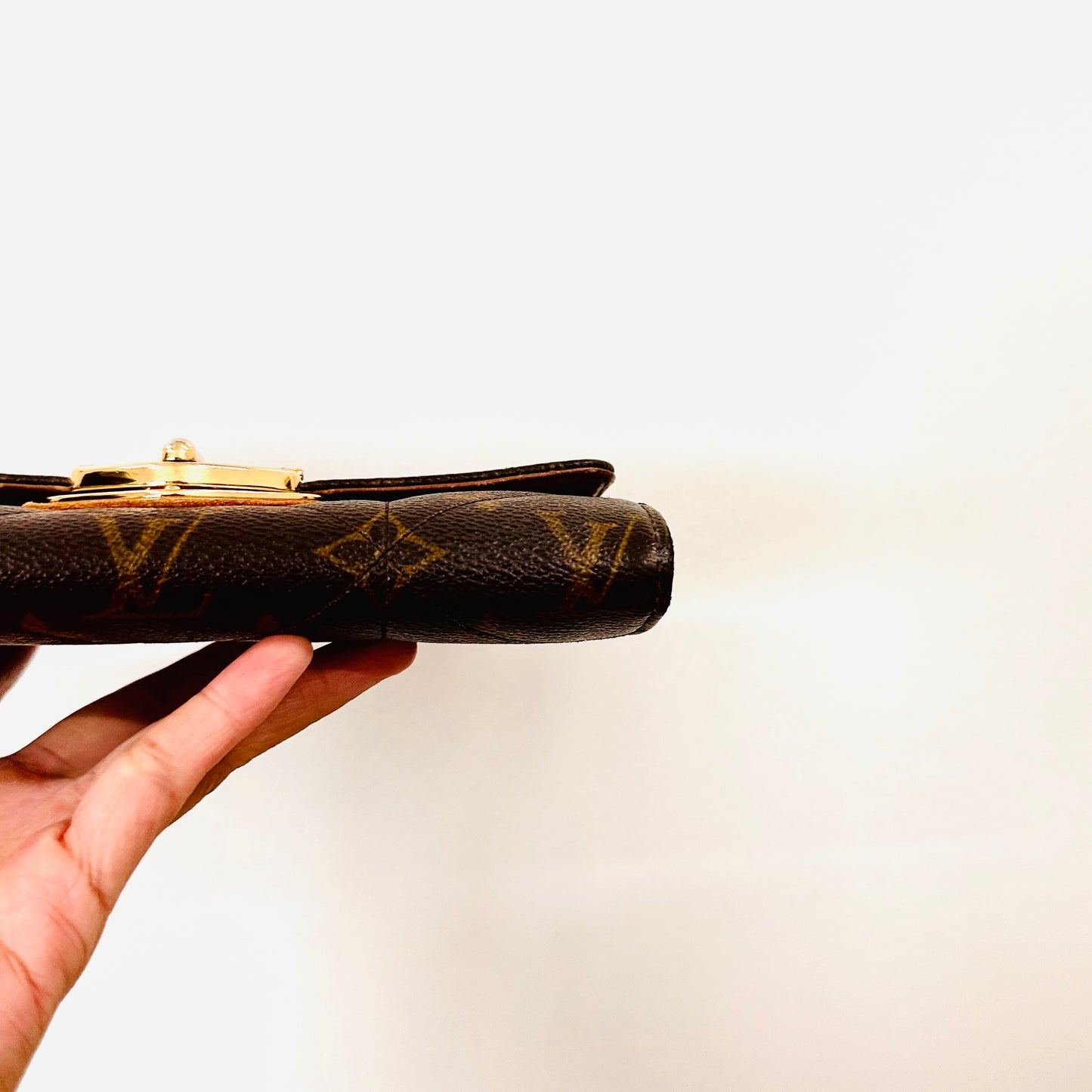 Louis Vuitton LV Etoile Sarah Monogram Logo GHW Puffy Padded Quilted Flap Long Wallet
