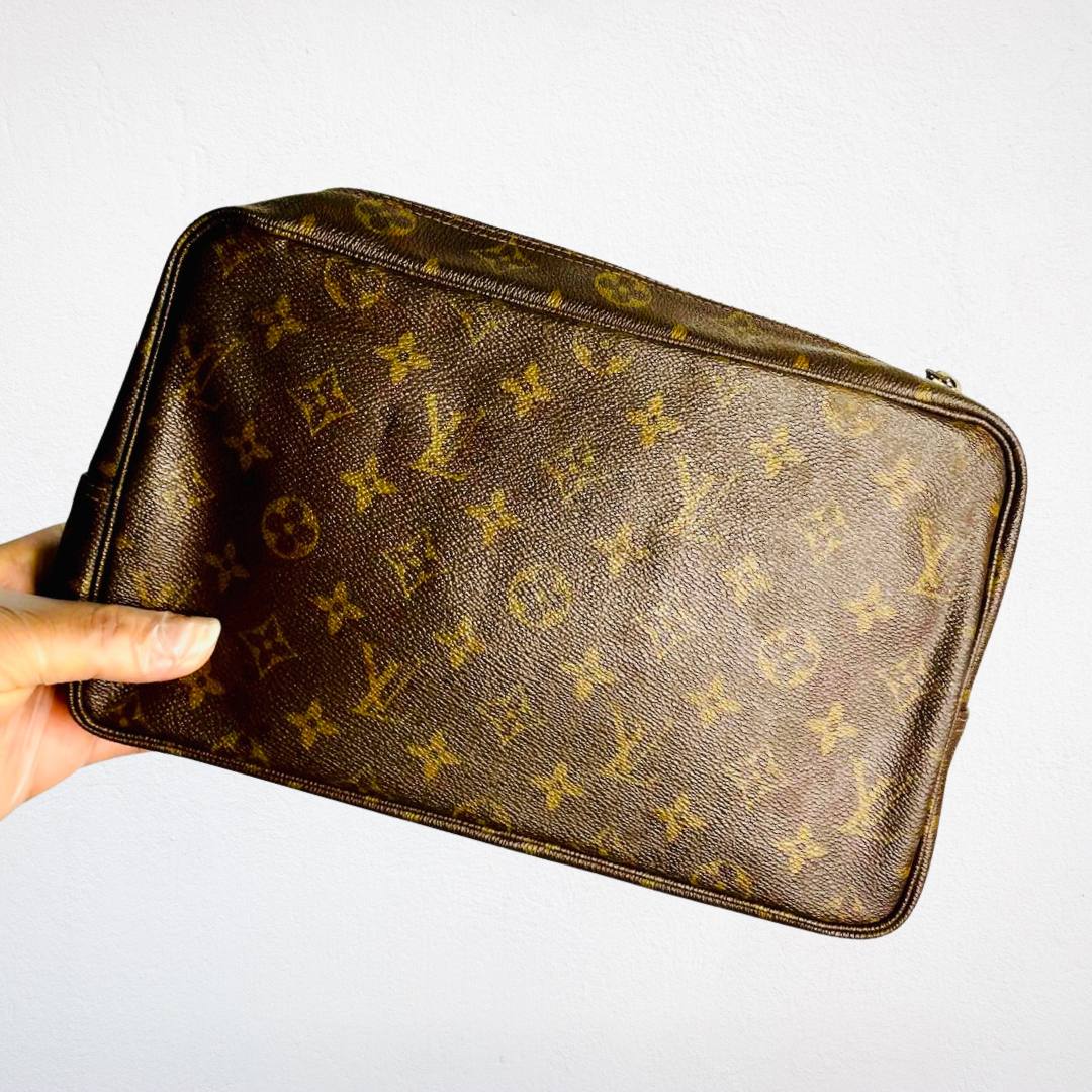 Louis Vuitton LV Monogram Logo GHW Trousse 28 Pouch Case Clutch