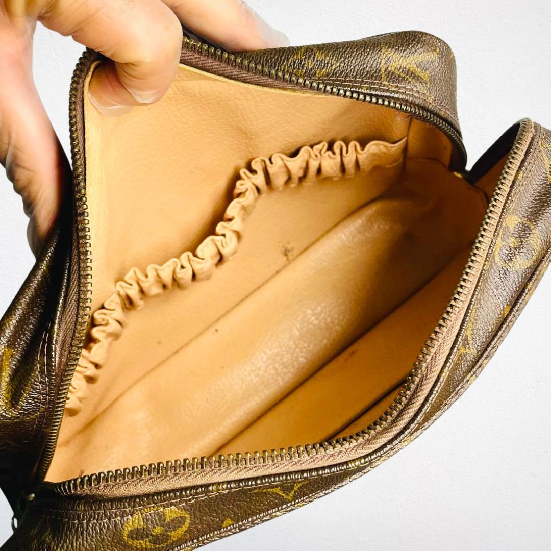 Louis Vuitton LV Monogram Logo GHW Trousse 28 Pouch Case Clutch