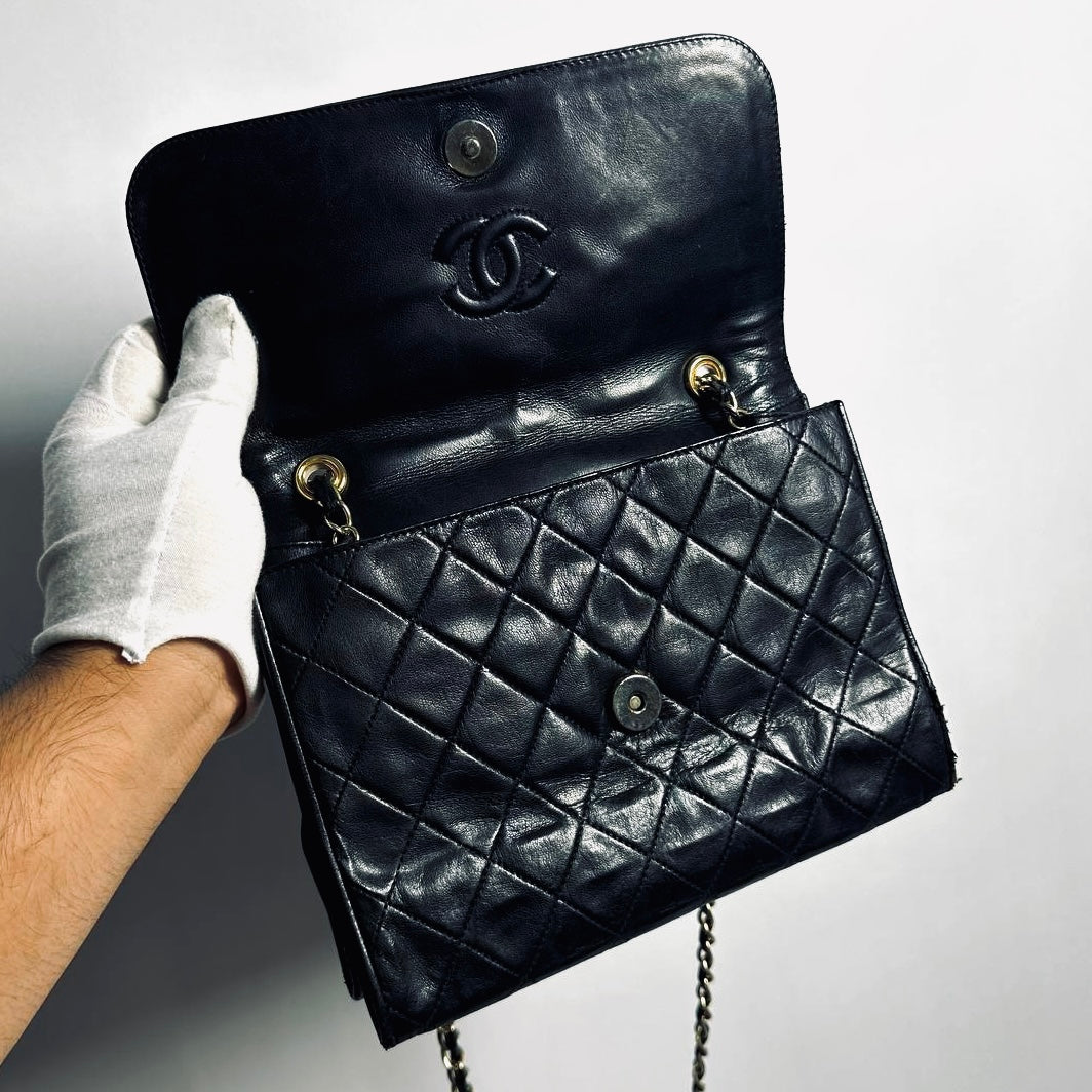 Chanel Black GHW CC Monogram Logo Tassel Fringe Quilted Lambskin Flap Vintage Shoulder Sling Bag 1s