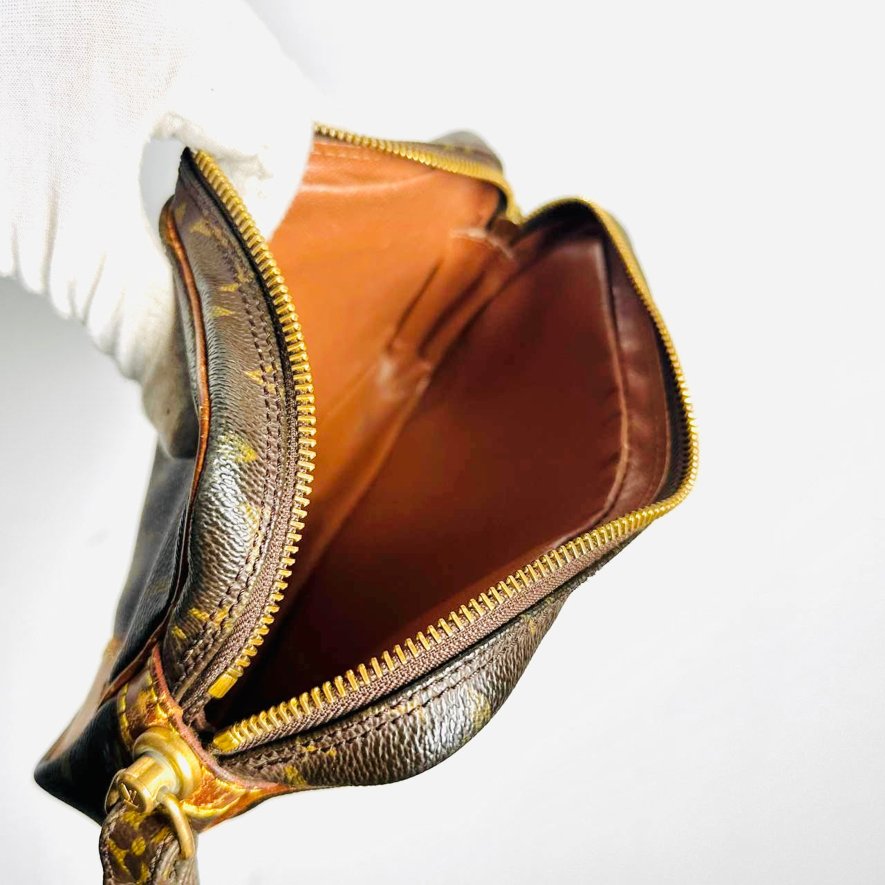 Louis Vuitton LV Marly Dragonne Monogram Logo GHW Vintage Wrislet Clutch Case Pouch