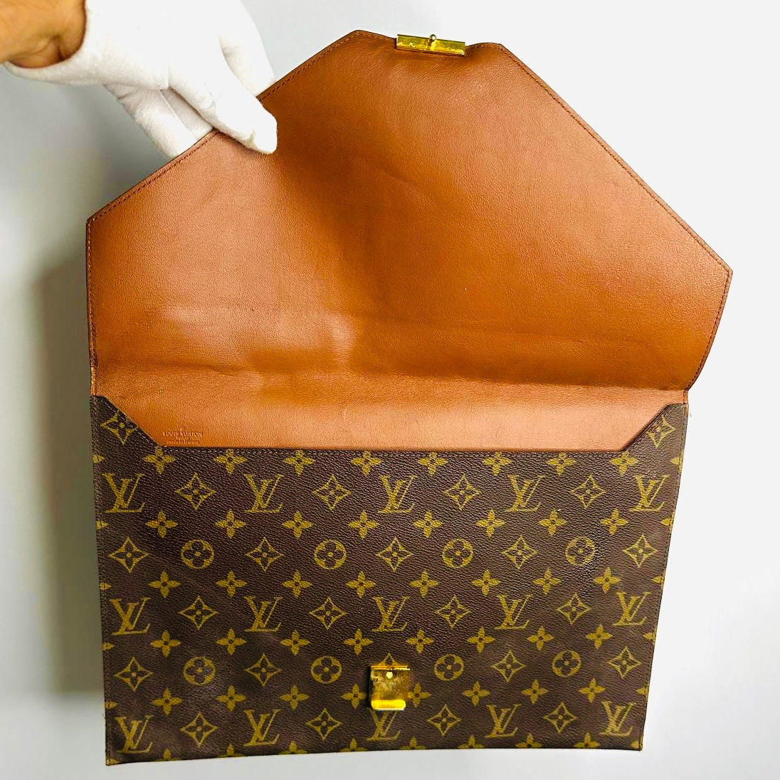 Louis Vuitton LV Poche Document Monogram Logo Flap Flat Pouch Case Clutch