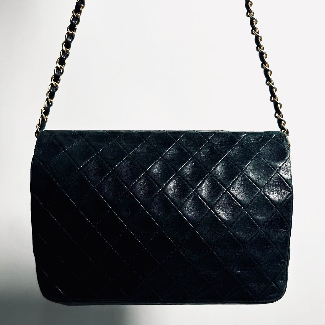 Chanel Black GHW CC Monogram Logo Turnlock Single Flap Quilted Lambskin Vintage Shoulder Sling Bag Pre Series