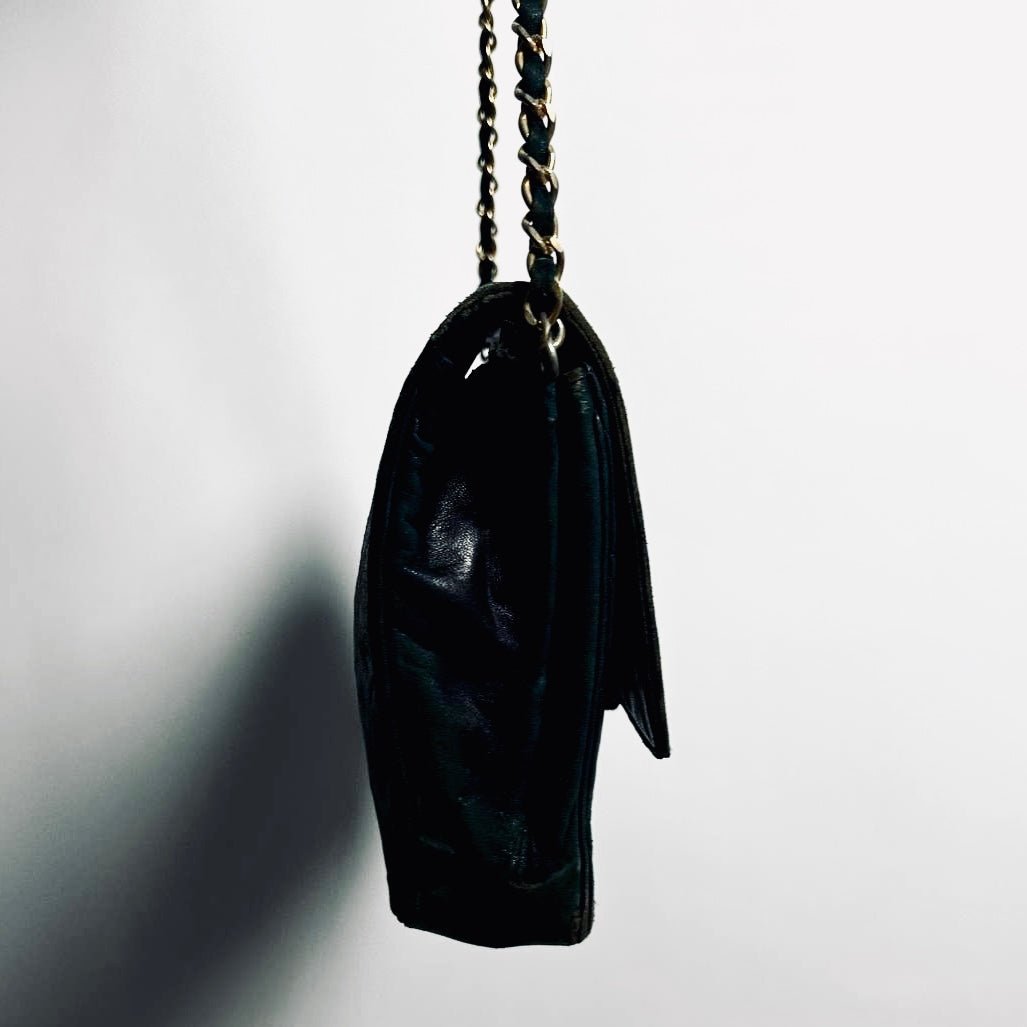 Chanel Black GHW CC Monogram Logo Turnlock Single Flap Quilted Lambskin Vintage Shoulder Sling Bag Pre Series