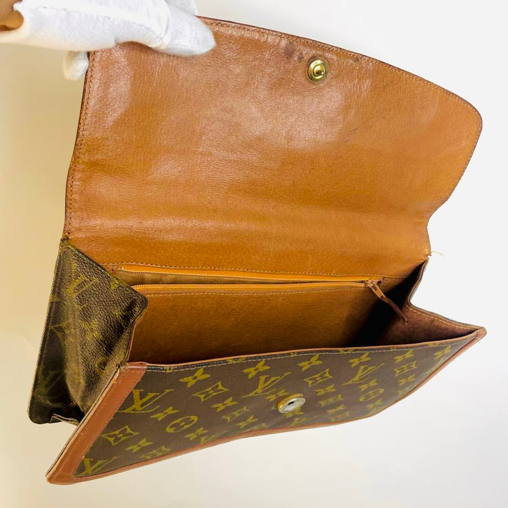 Louis Vuitton LV Pochette Dame Monogram Logo GHW Flap Clutch Pouch Case