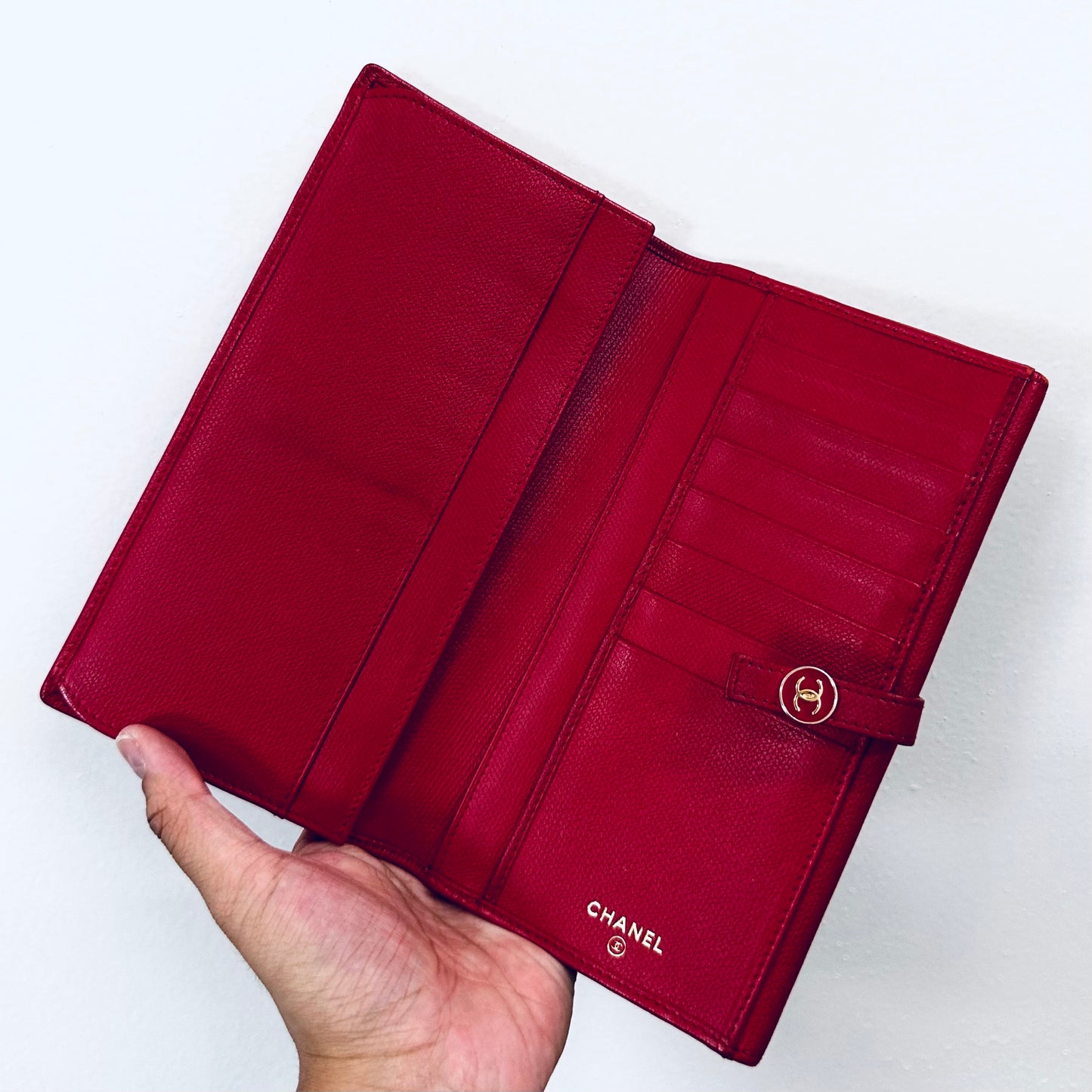 Chanel Red GHW CC Logo Grained Calfskin Leather Vintage Bifold Flap Long Wallet 8s