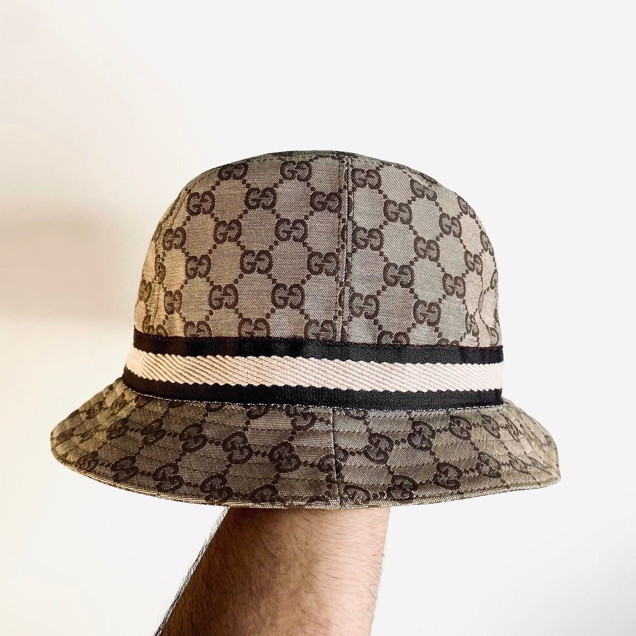 Gucci Beige GHW GG Monogram Logo Web Striped Bucket Hat