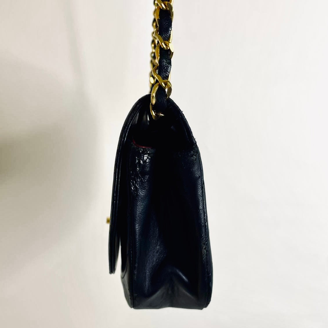 Chanel Black GHW Giant CC Monogram Logo Single Half Moon Full Flap Quilted Lambskin Vintage Turnlock Shoulder Sling Bag 0s