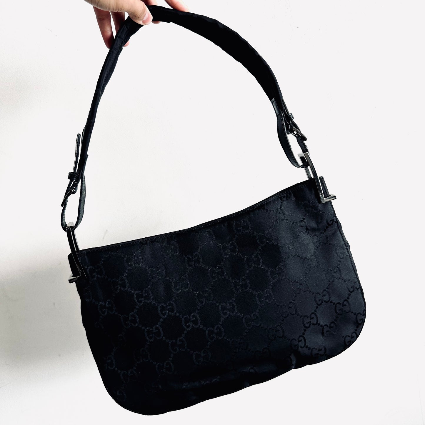 Gucci Black Iridescent GG Monogram Logo Hobo Baguette Shoulder Bag