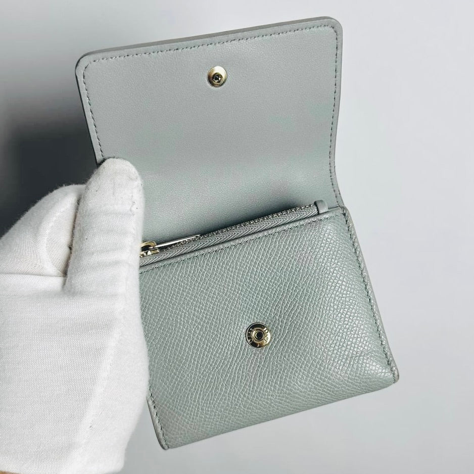 Christian Dior CD 30 Montaigne Medium Lotus Stone Grey / Gray GHW Grained Calfskin Monogram Logo Flap Compact Trifold Wallet
