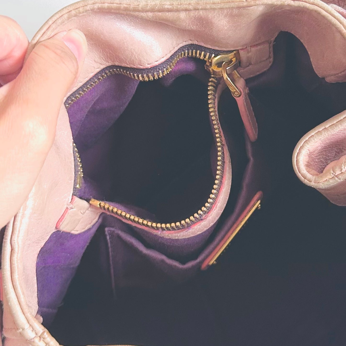Miu Miu Blush Pink GHW Vitello Shine Bauletto Hobo Baguette Classic Logo 2-Way Shopper Shoulder Sling Tote Bag